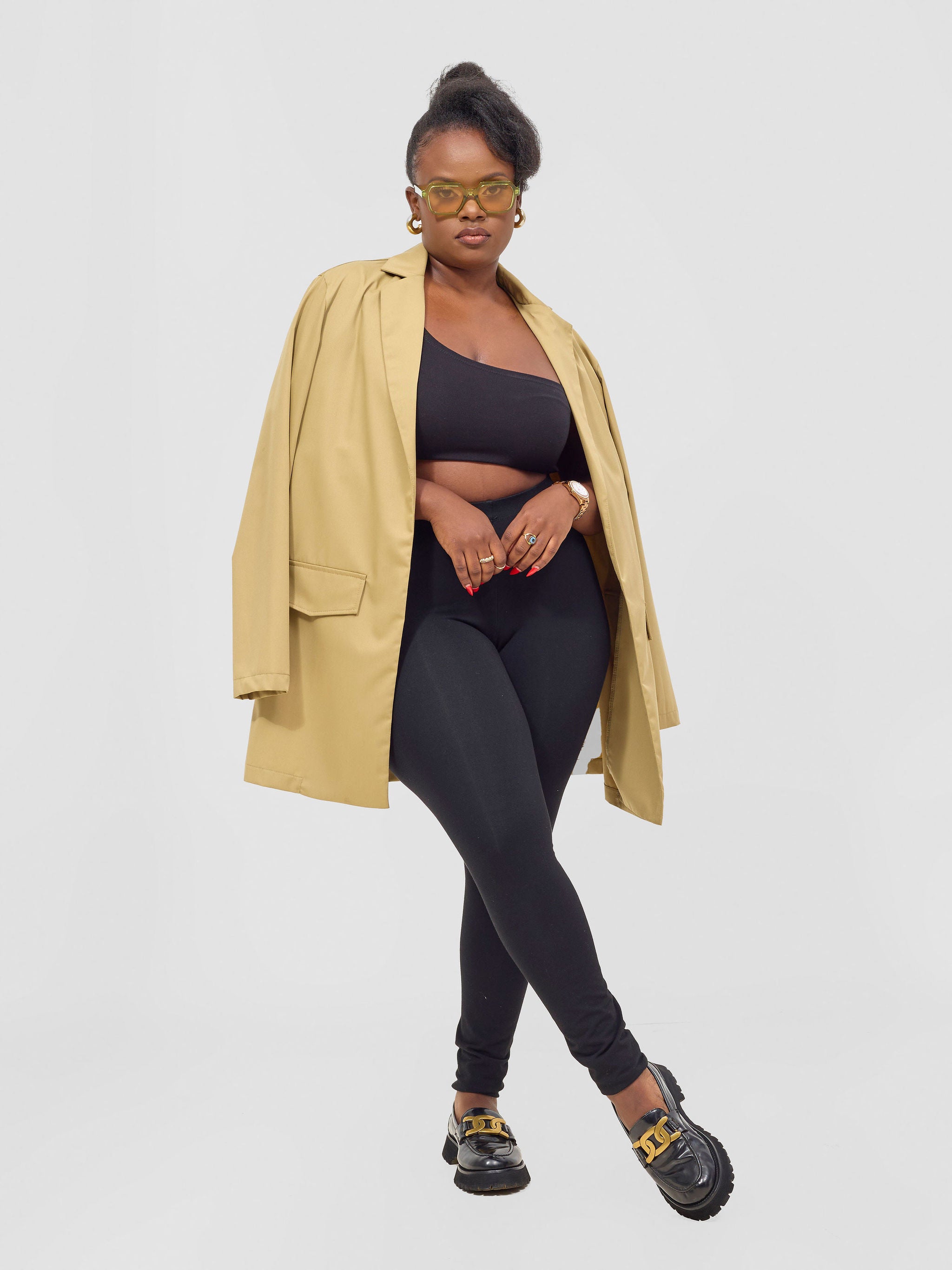 Zoya Kyro Women's Oversized Blazer - Beige