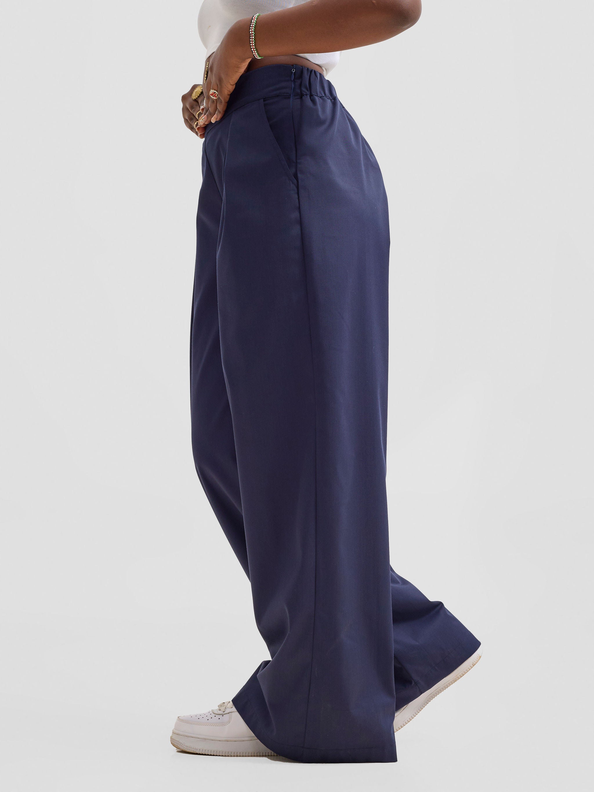 Zoya Kyro Straight Leg Pants - Navy