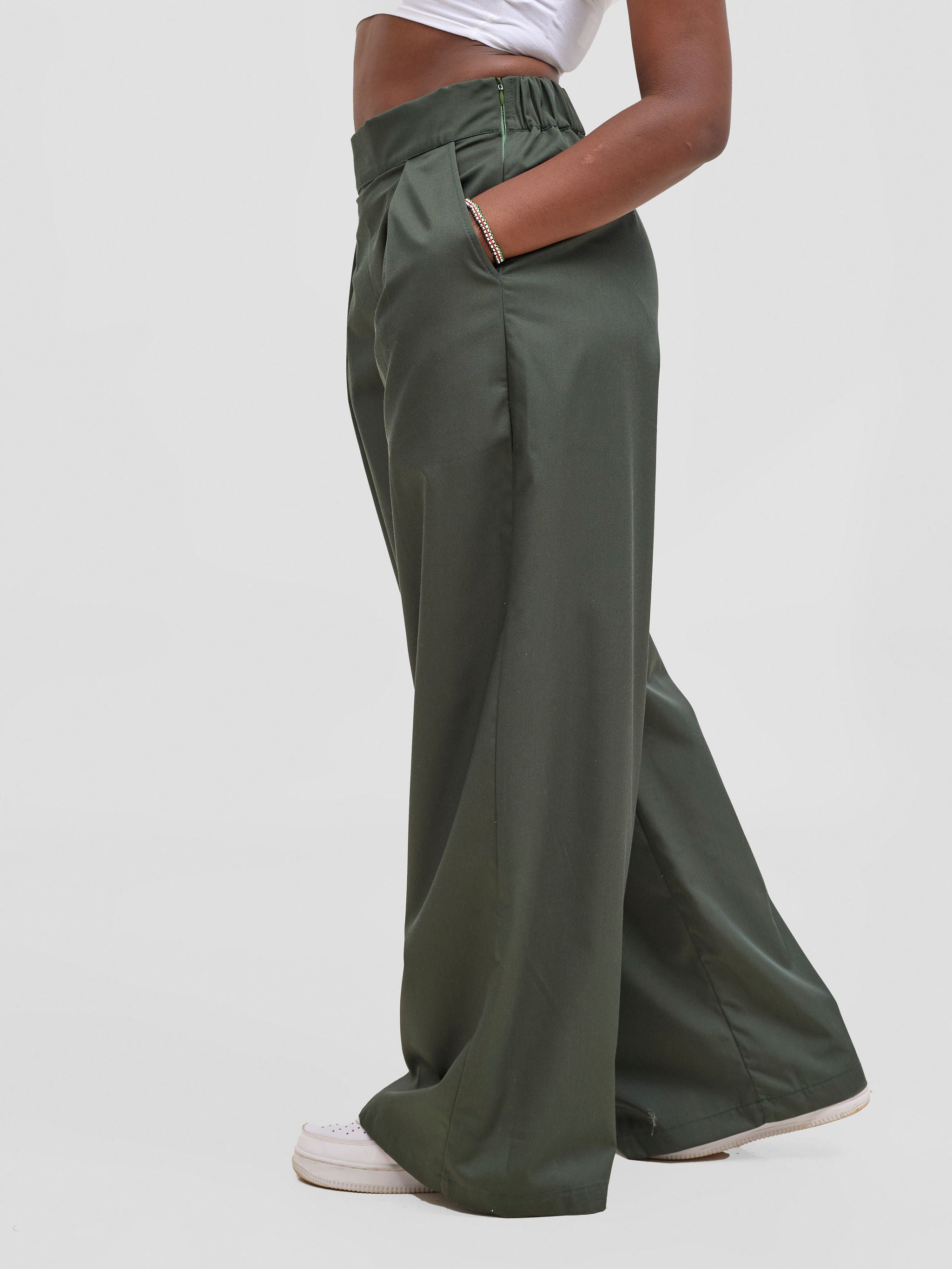 Zoya Kyro Straight Leg Pants - Hunters