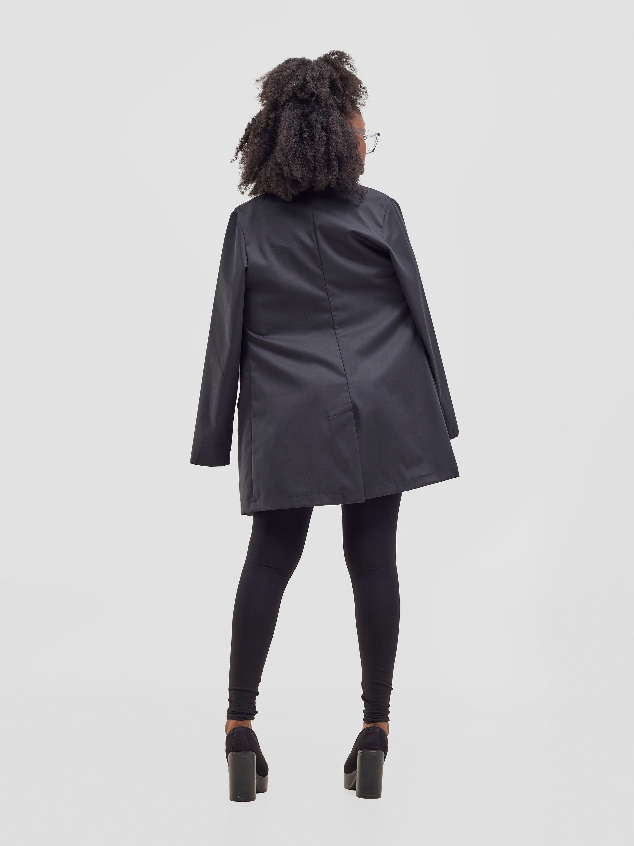 Zoya Kyro Women's Oversized Blazer - Black