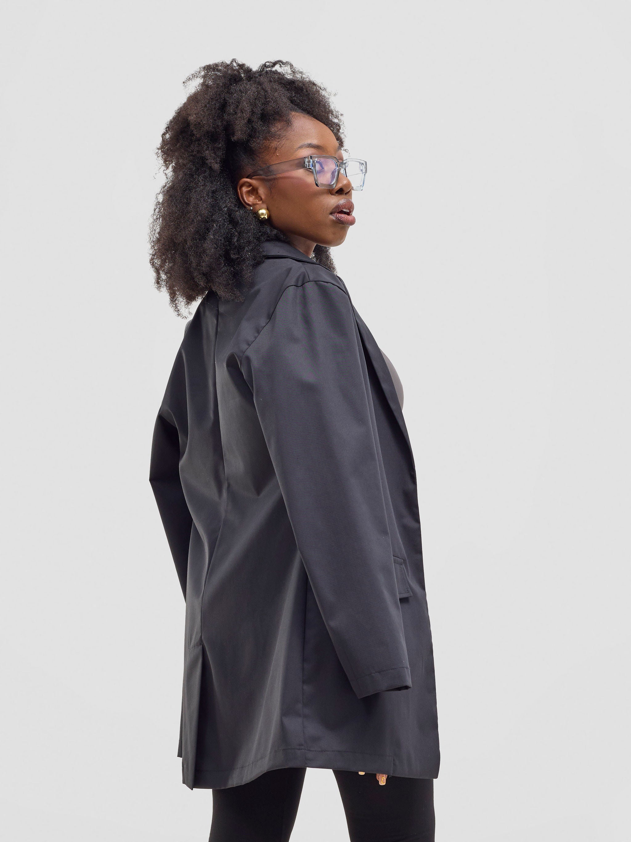 Zoya Kyro Women's Oversized Blazer - Black