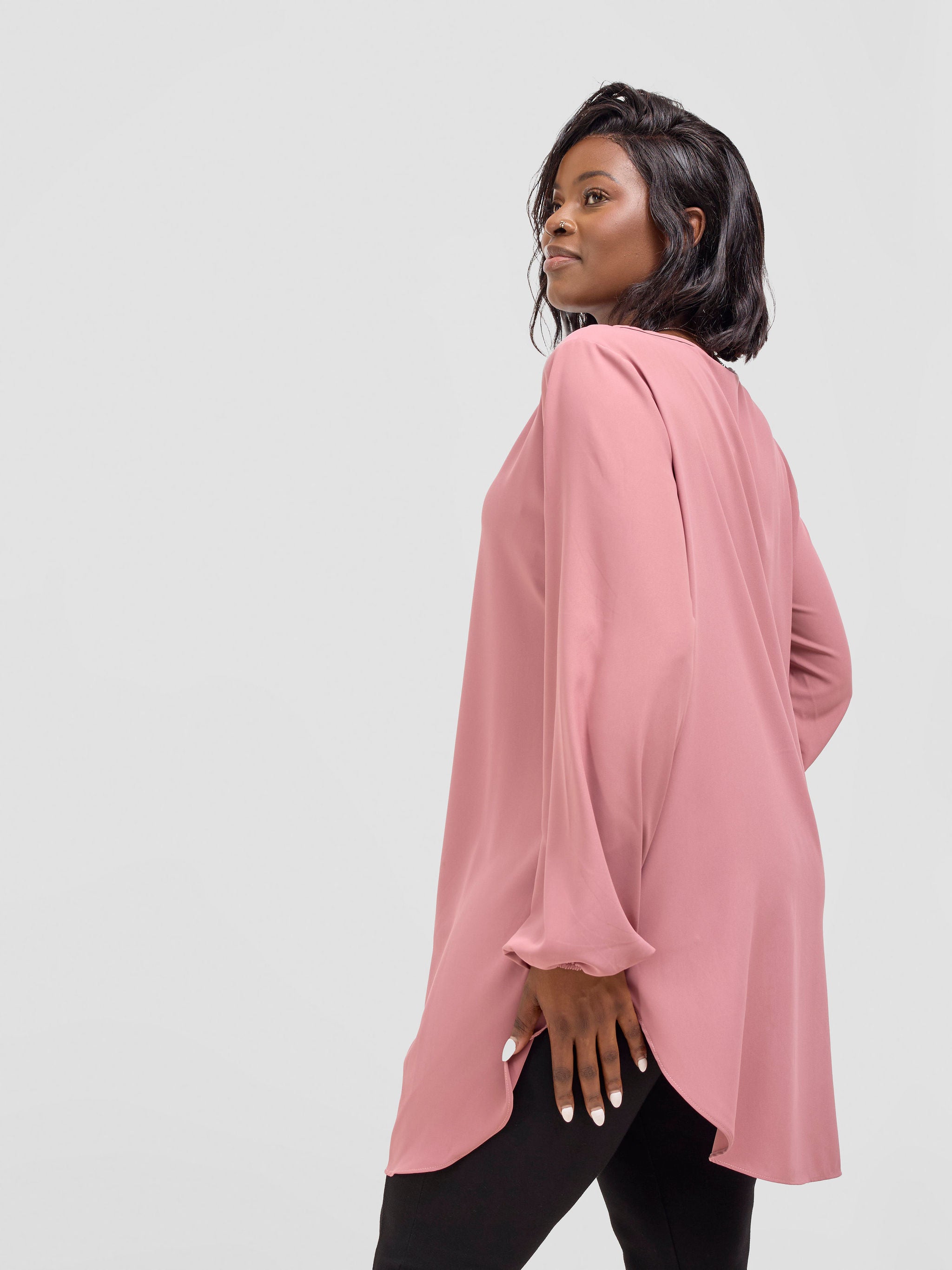 Vivo Basic Tsavo Scalloped Chiffon Top - Blush Pink