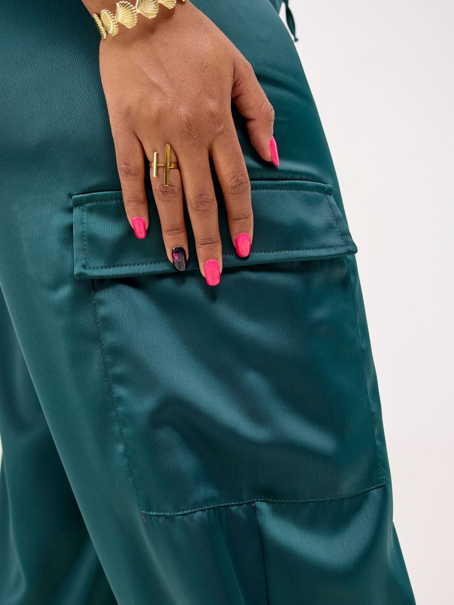 Zoya Luna Cargo Pants - Dark Green