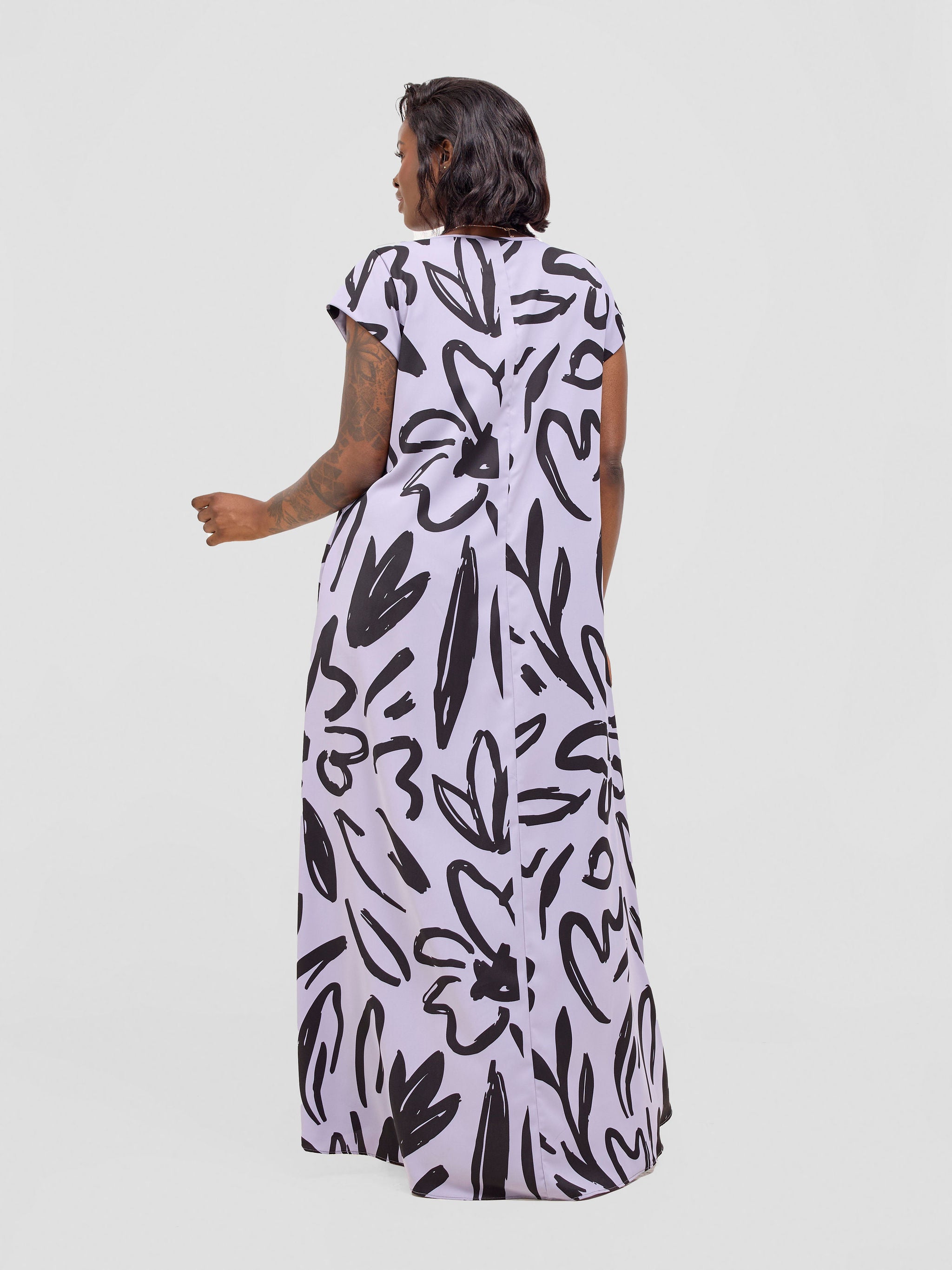 Vivo Zola V Neck Cap Sleeve Maxi Dress - Light lilac / Black Hesi Print