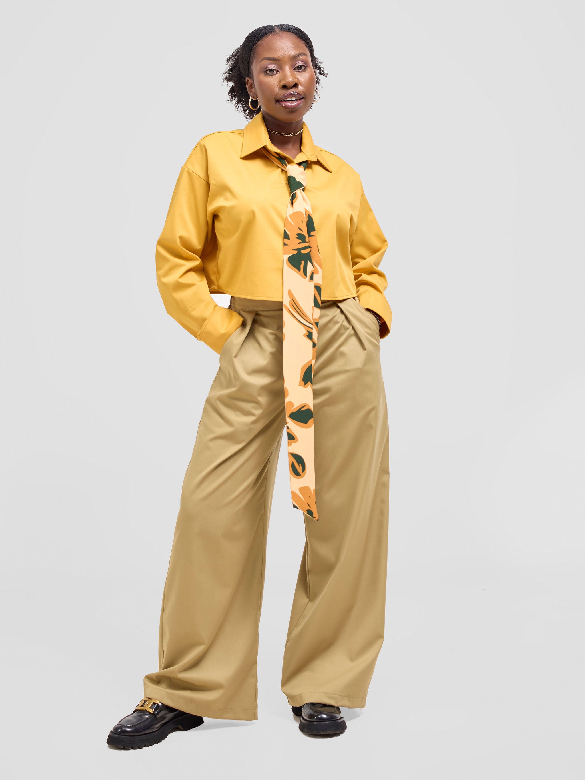 Zoya Kyro Cropped Shirt - Mustard