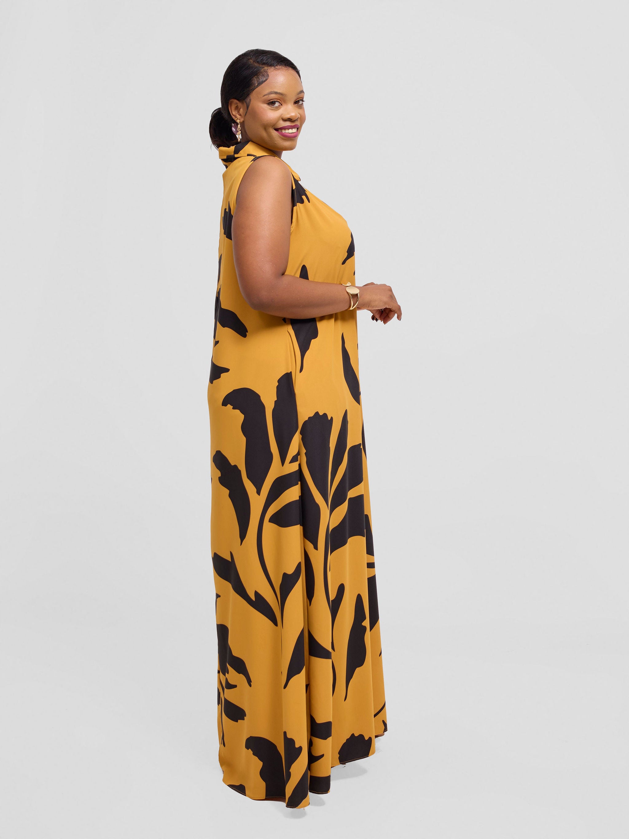 Vivo Asha Sleeveless Maxi Dress - Mustard / Black Robe Print