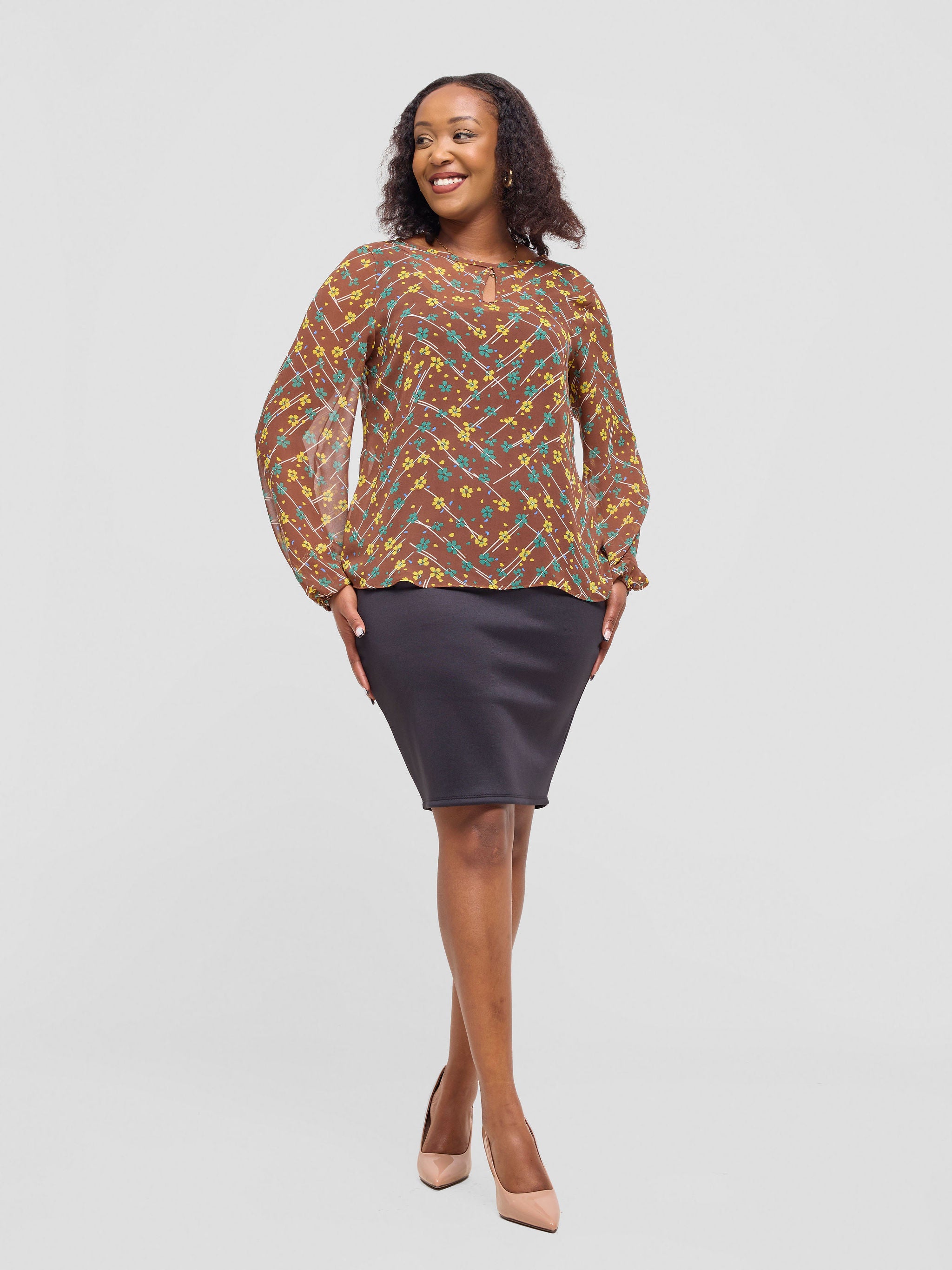 Vivo Sierra Bishop Sleeve Top - Brown / Yellow Lika Print