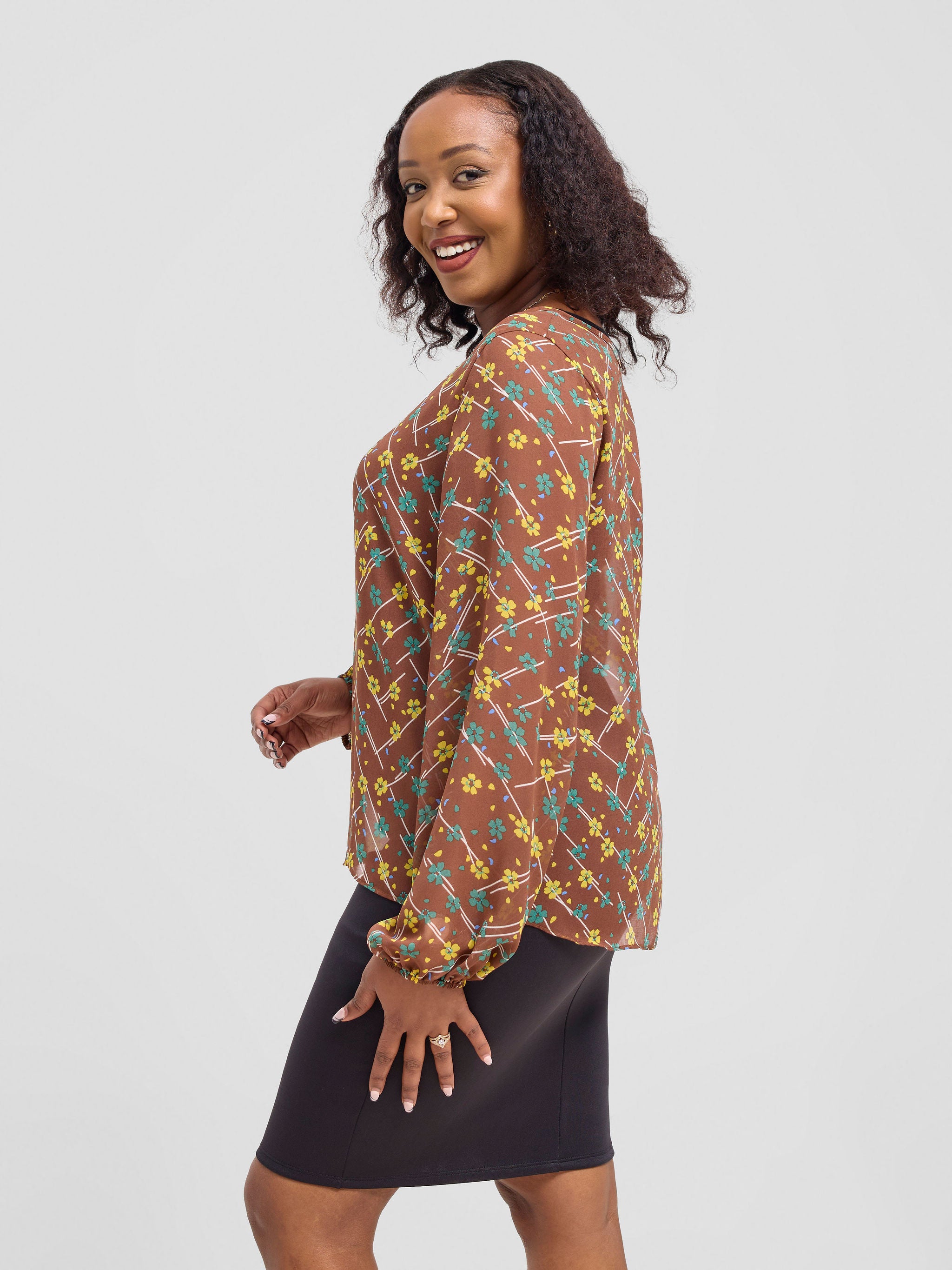 Vivo Sierra Bishop Sleeve Top - Brown / Yellow Lika Print