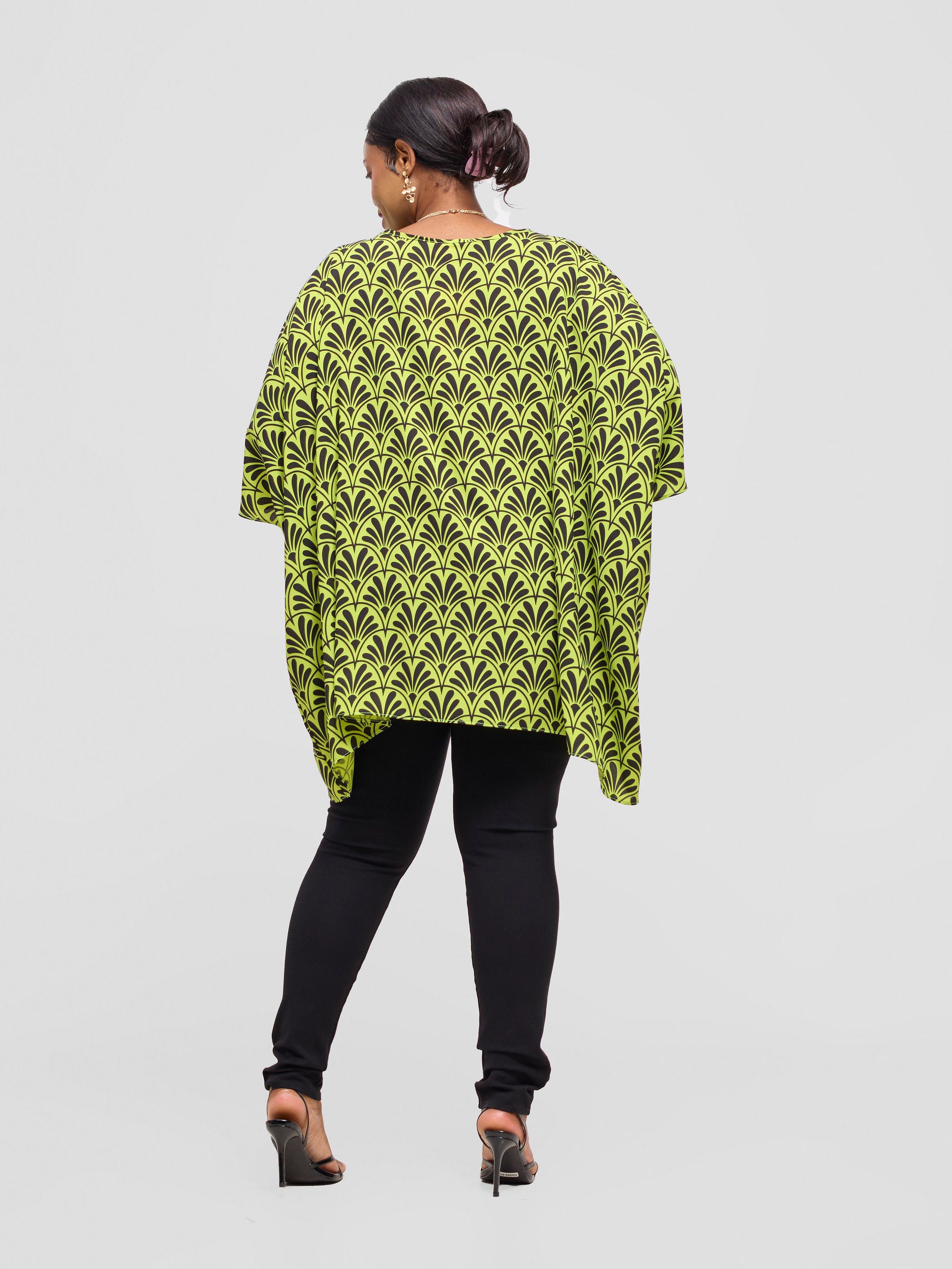 Vivo Liv Wide Crepe Top - Lime / Black Print