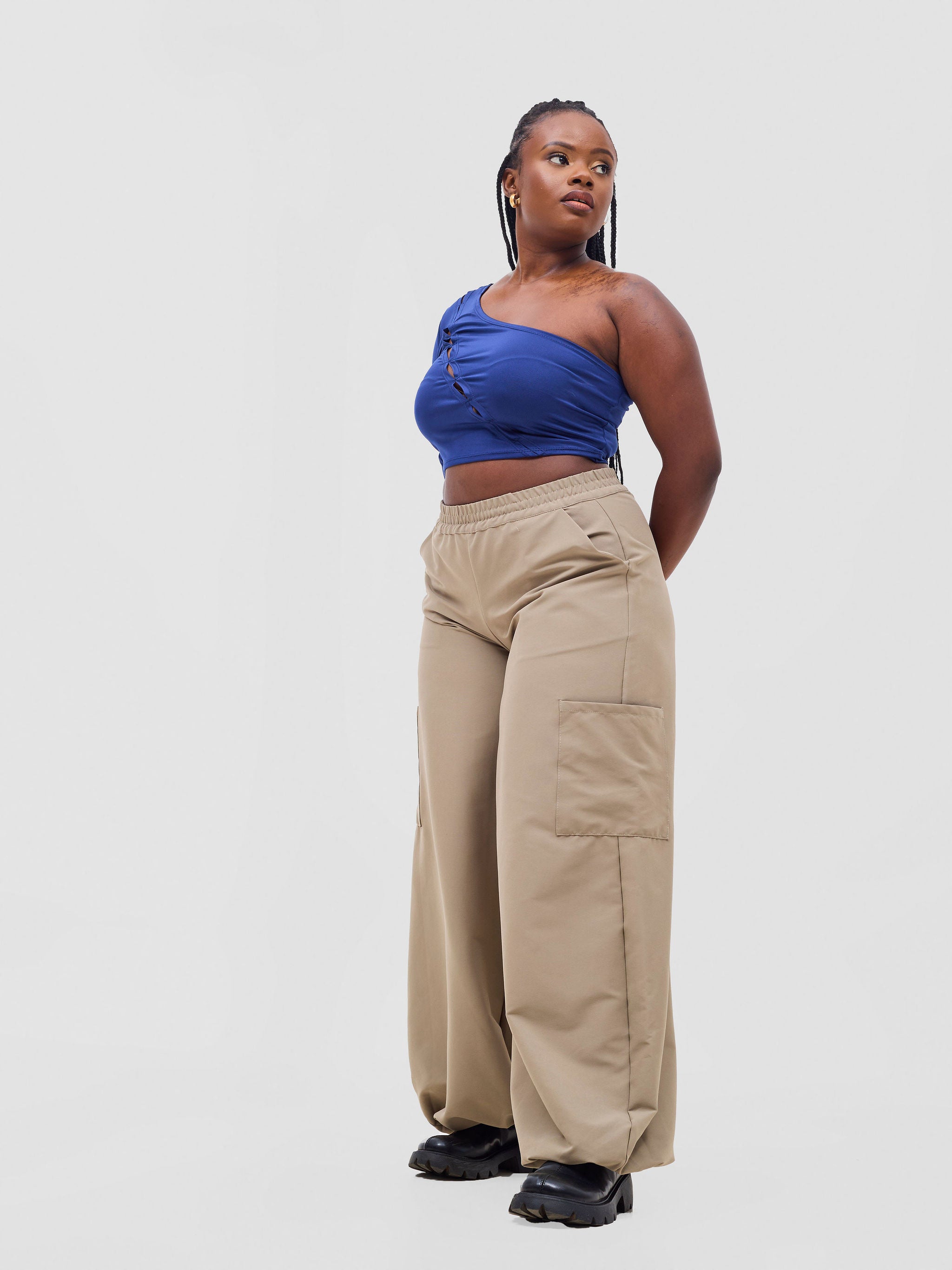 Zoya Temo Asymmetric Front Cut Crop Top - Navy