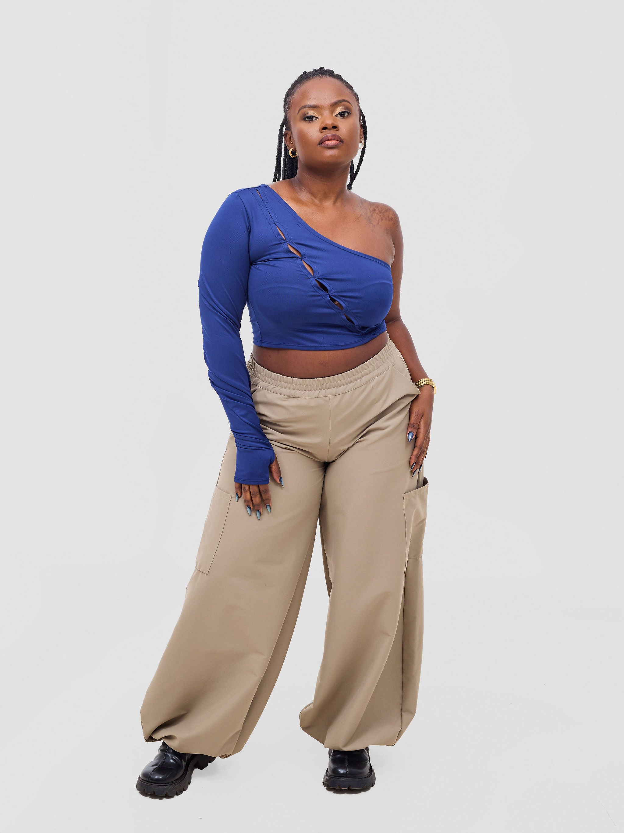 Zoya Temo Asymmetric Front Cut Crop Top - Navy