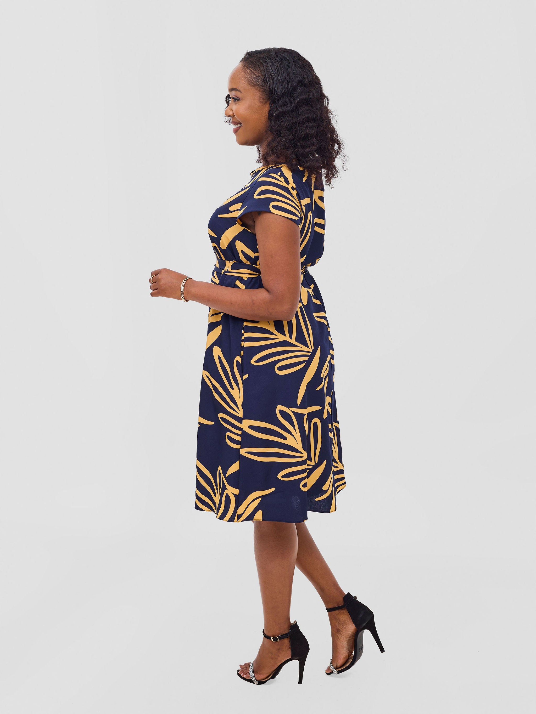 Vivo Basic Cap Sleeve Knee Length Dress - Dark Navy / Mustard Print