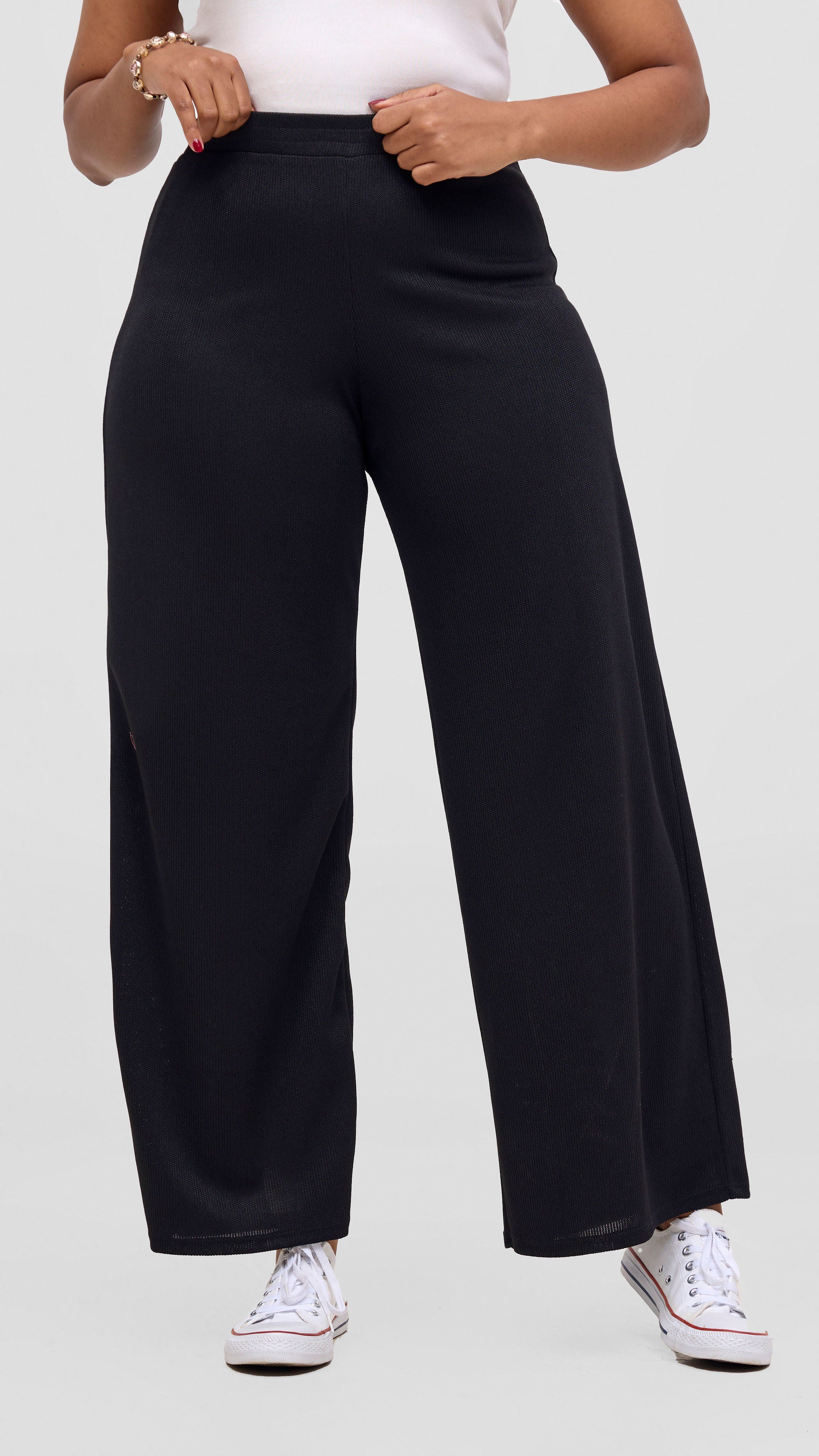 Vivo Rema Straight Leg Pants - Black