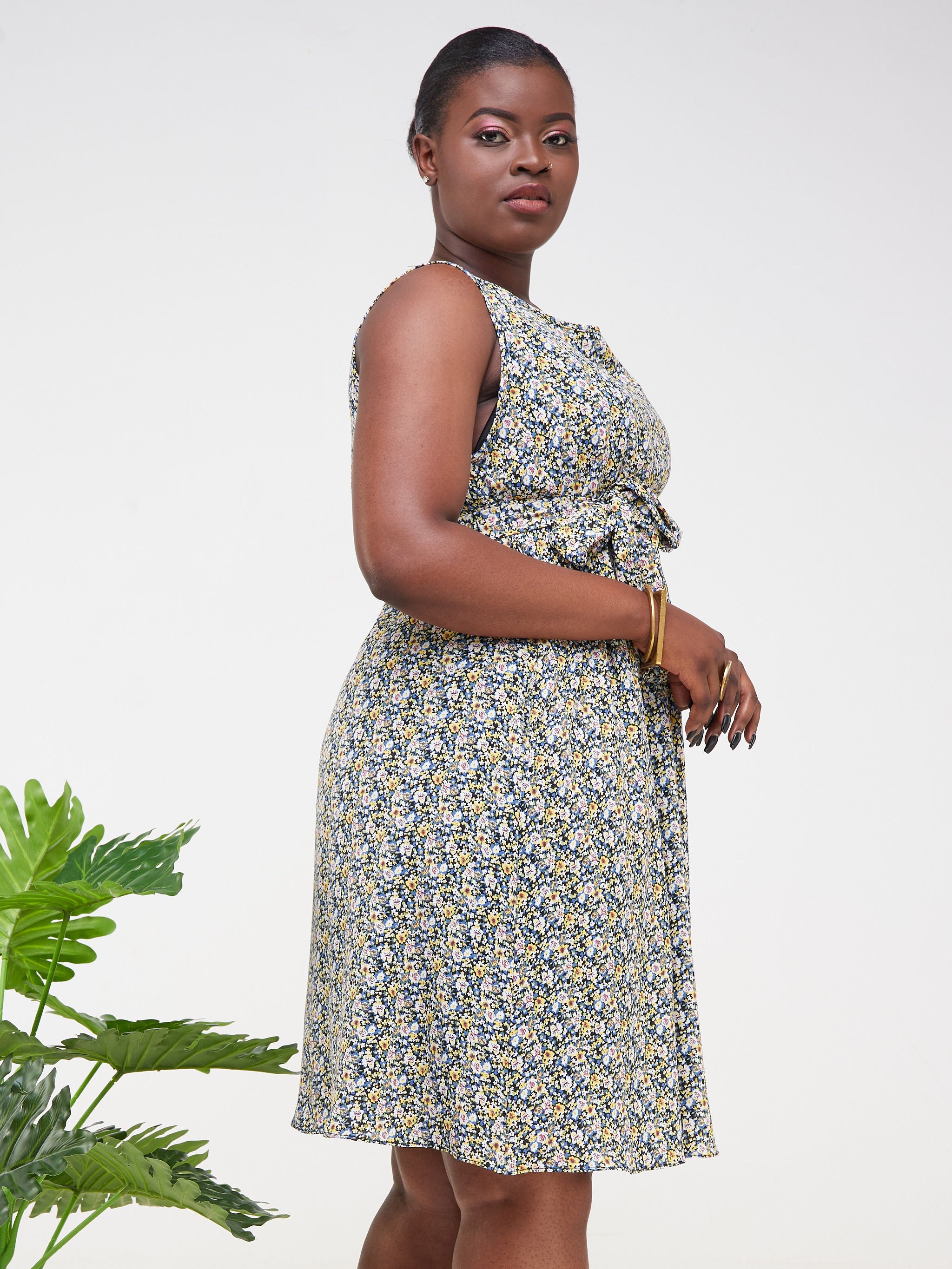 Vivo Basic Lined Sleeveless Tent Dress - Blue / Yellow Floral Print