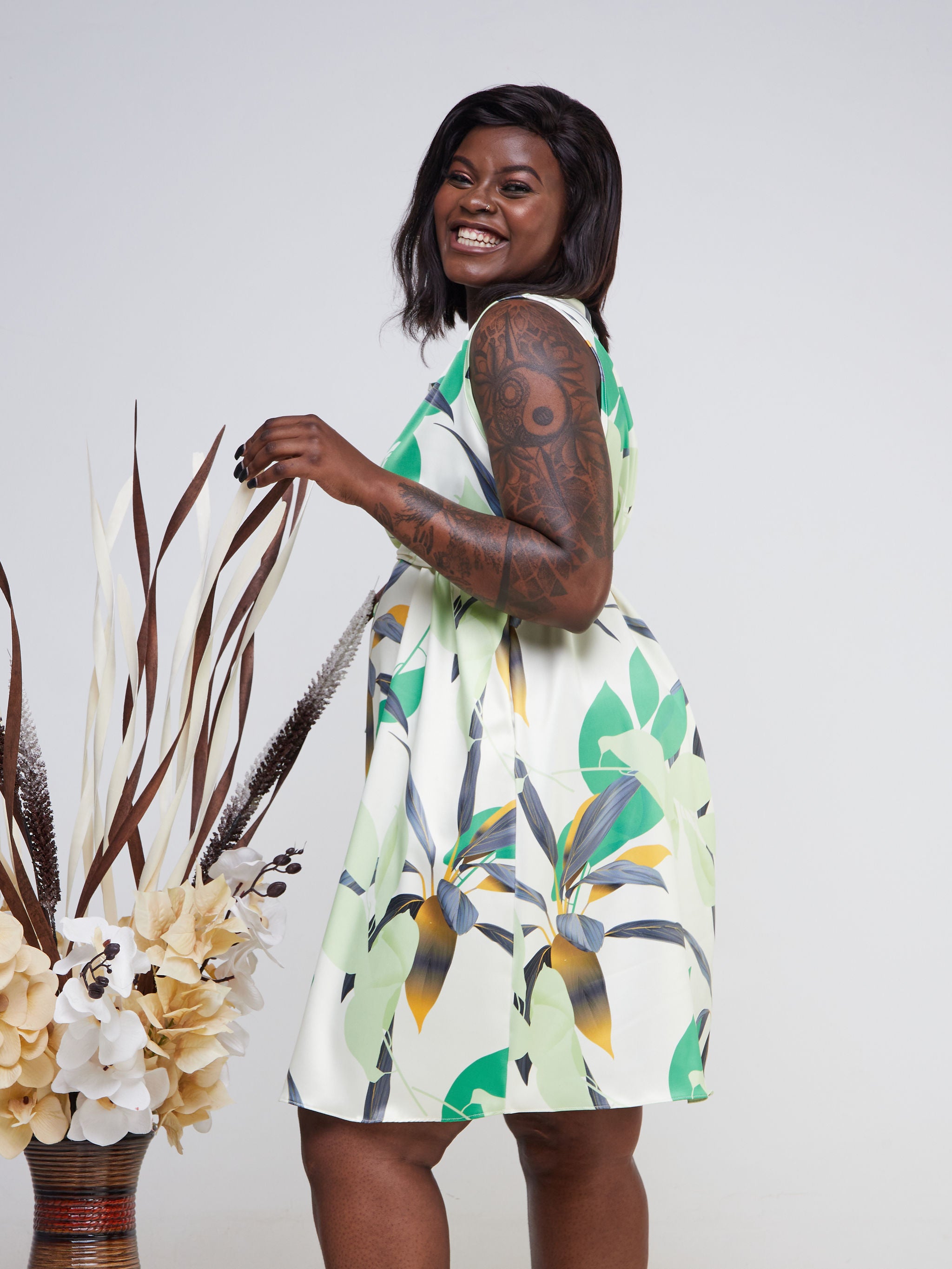 Vivo Basic Sleeveless Tent Dress - Green / Light Yellow Floral