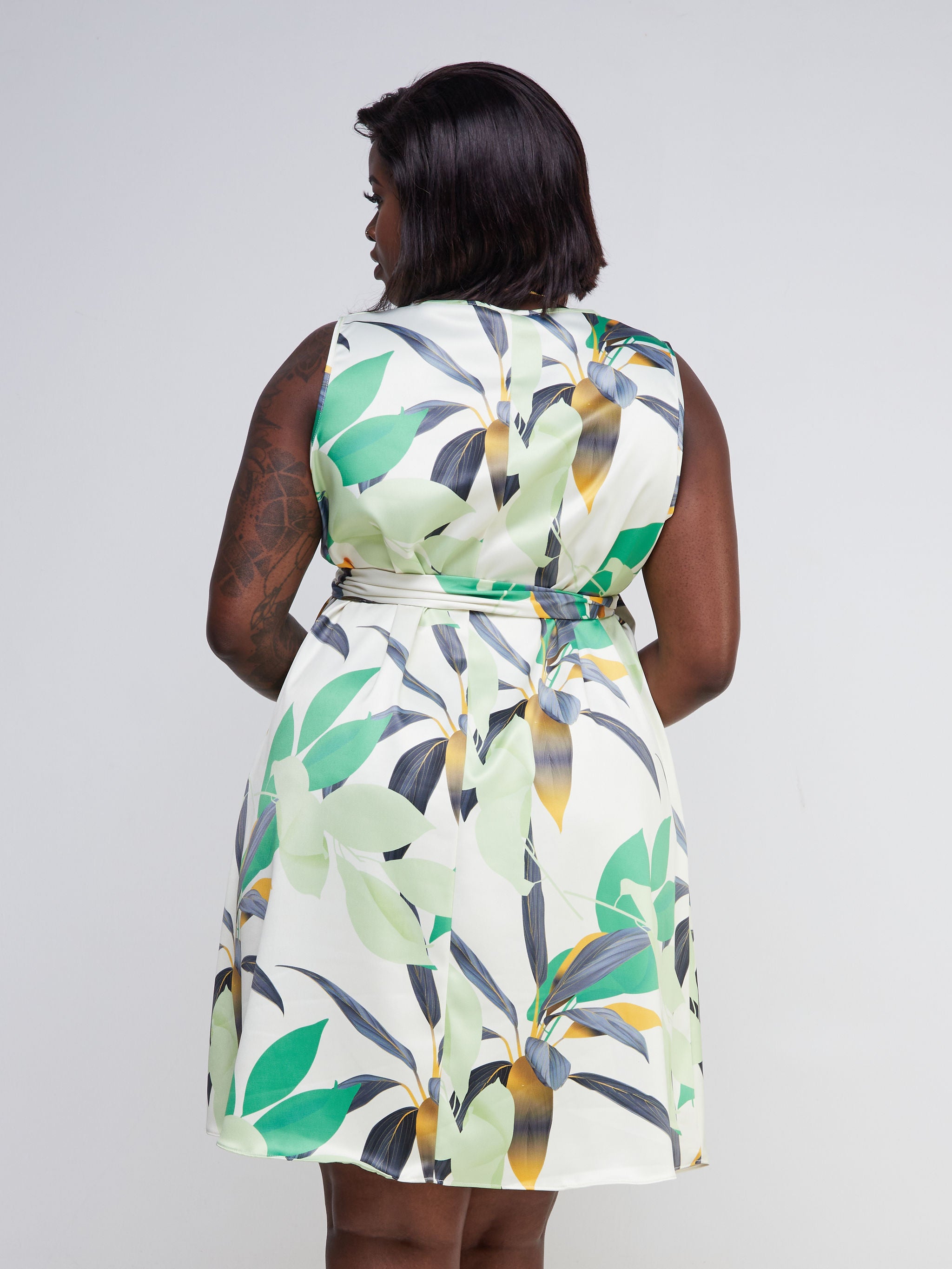 Vivo Basic Sleeveless Tent Dress - Green / Light Yellow Floral