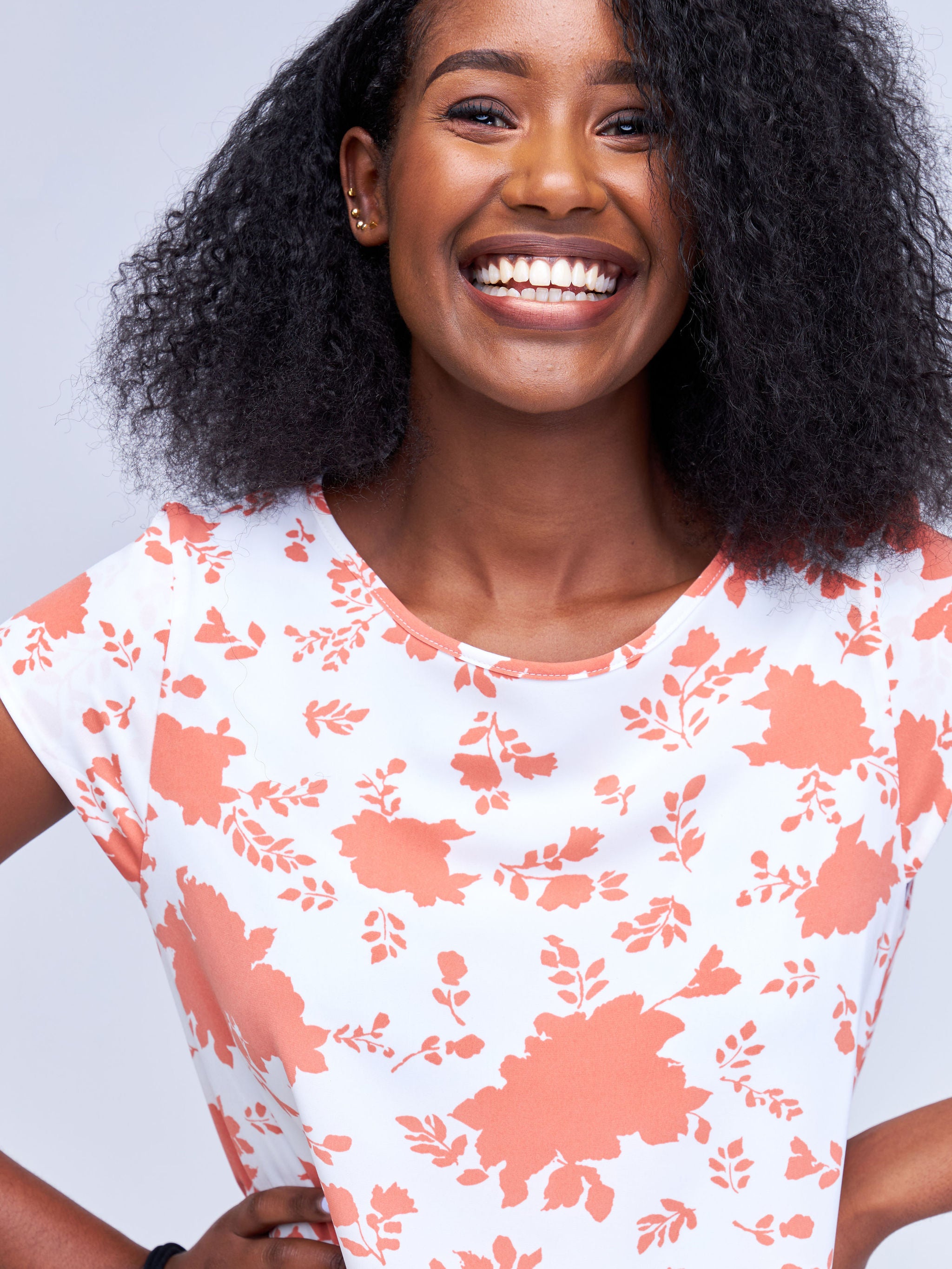 Vivo Basic Cap Sleeve Maxi Tent Dress - White / Peach Floral Print