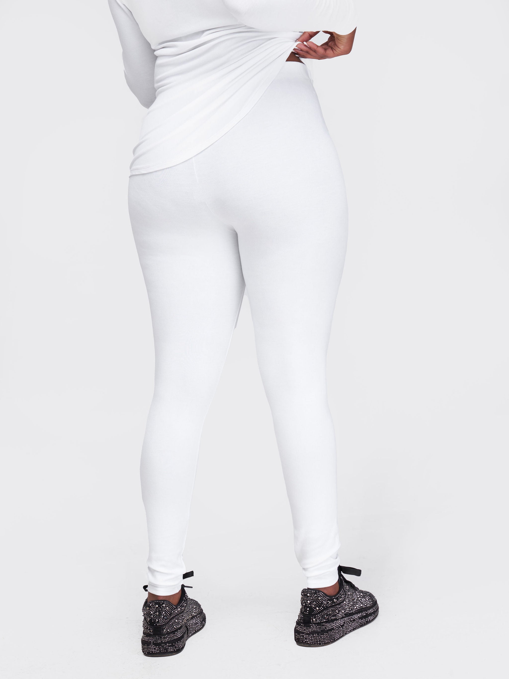 Zoya Basic Full Length Leggings - White