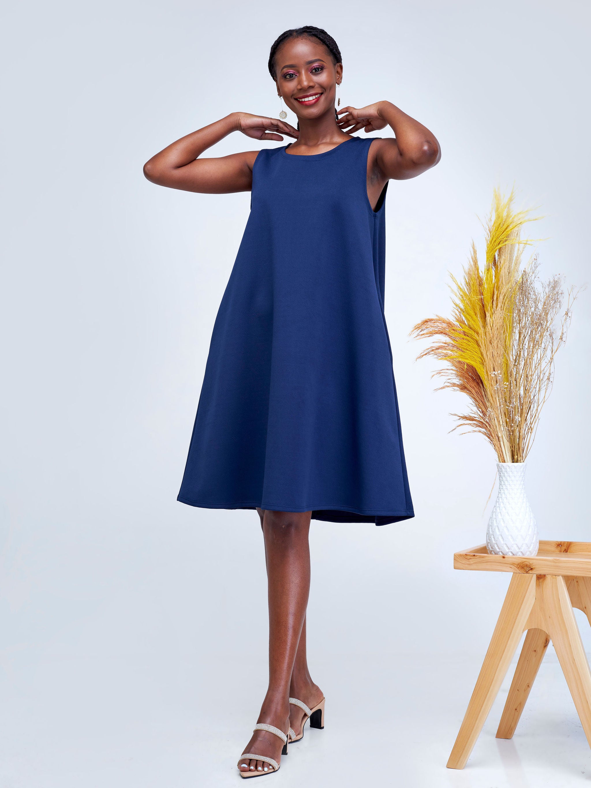 Vivo Hema Sleeveless Tent Dress - Navy Blue