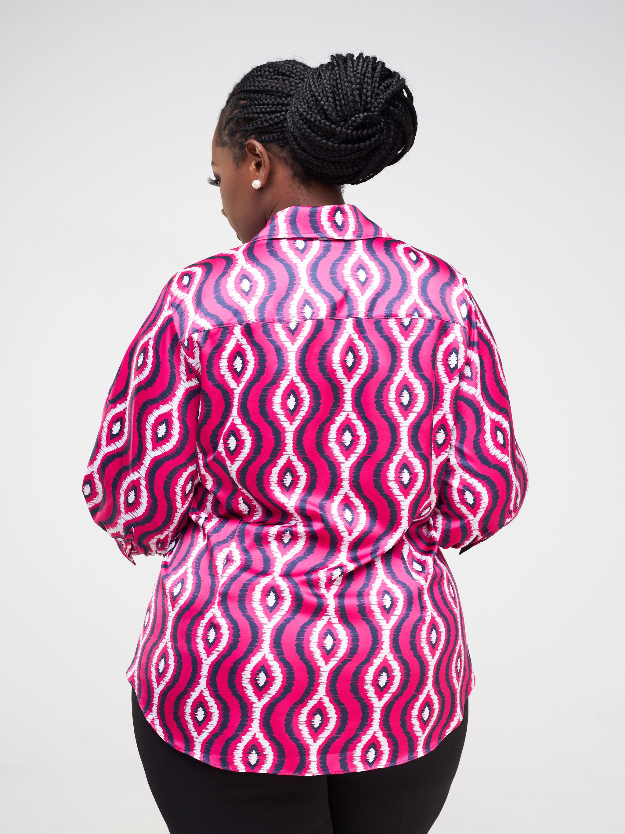 Vivo Neza 3/4 Bishop Sleeve Shirt - Pink / Navy Blue Abstract Print