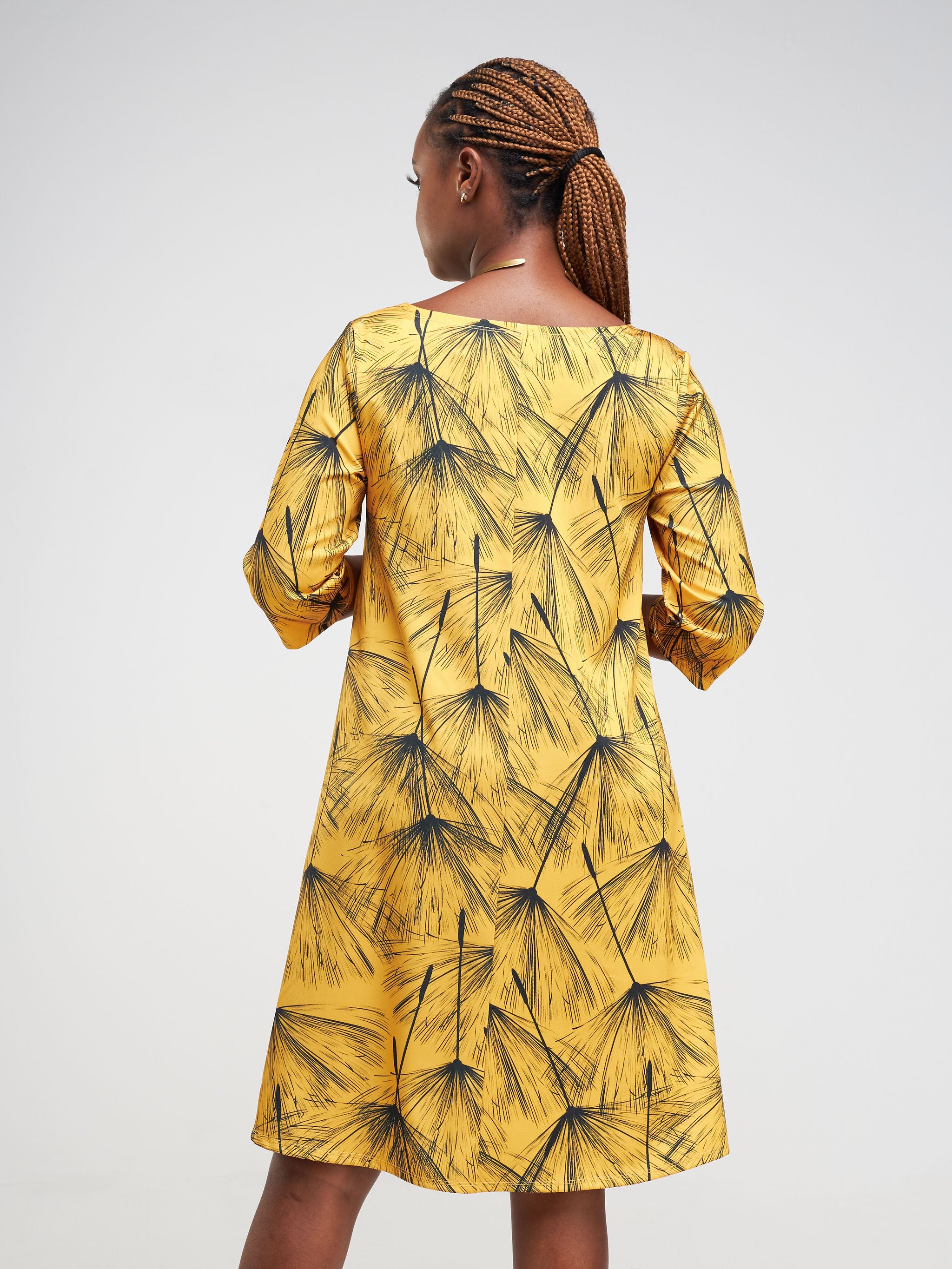 Vivo Basic 3/4 Sleeve Knee Length Tent Dress - Yellow / Black Abstract Print