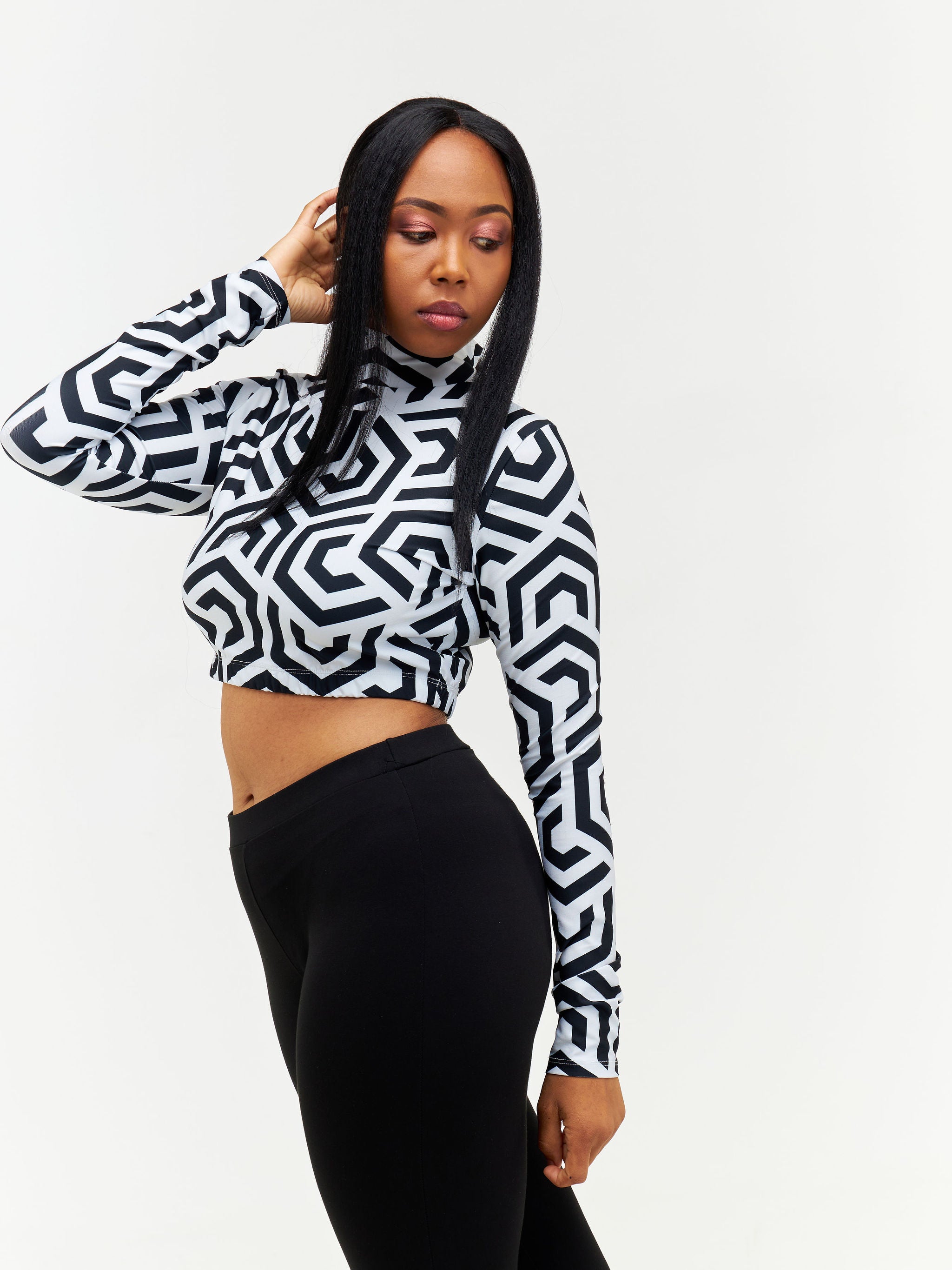 Zoya Mock Neck Long Sleeve Fitness Crop Top - White / Black Print