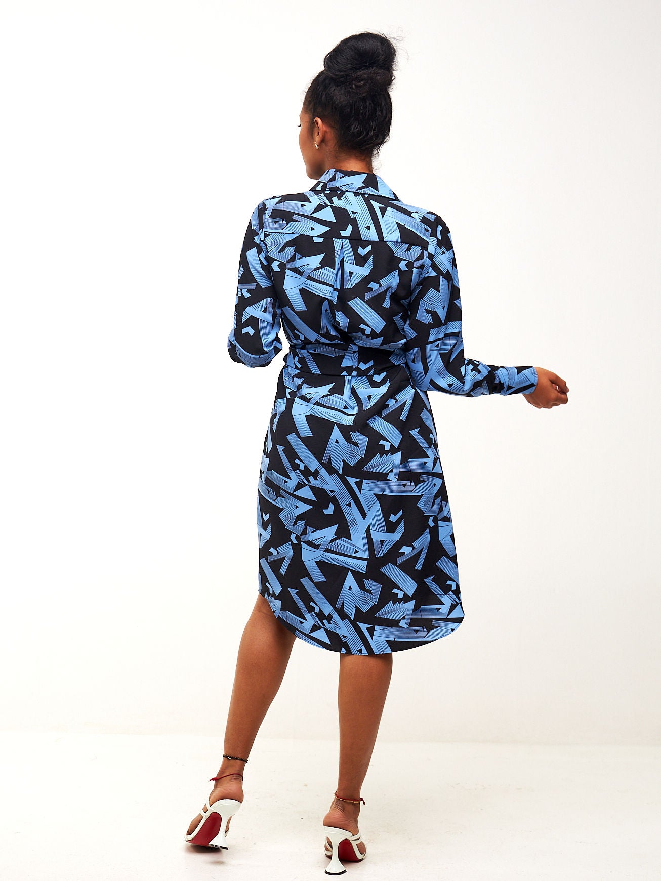 Vivo Basic Knee Length Shirt Dress - Blue / Black Geometric Print