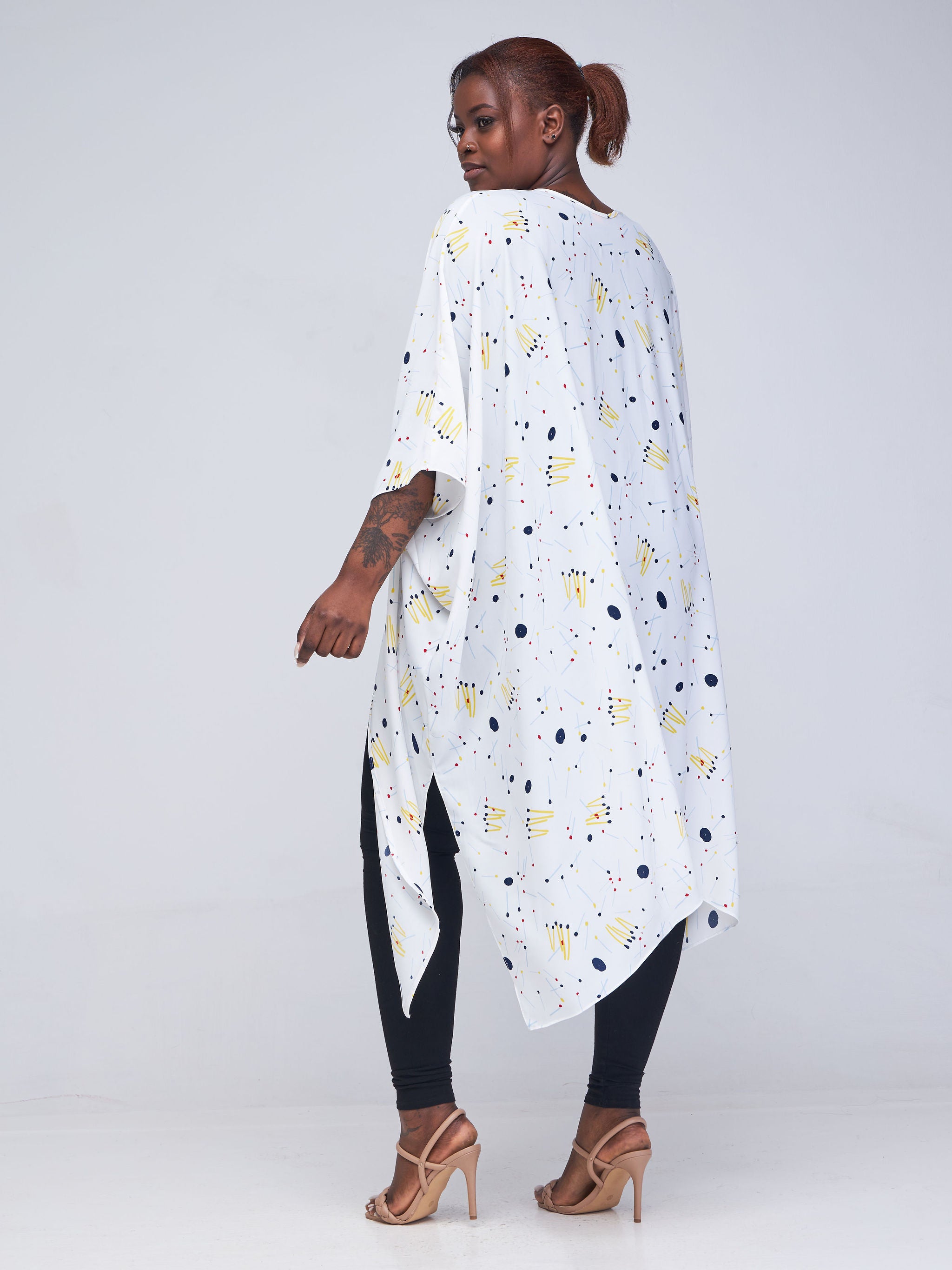 Vivo Asika Handkerchief Drape Kimono - White / Navy Blue Polka Dot Print
