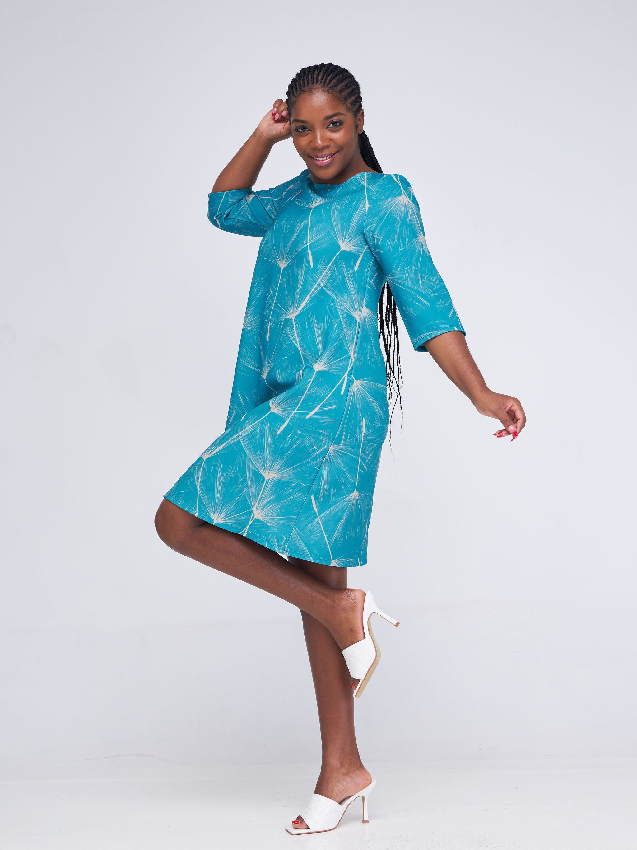 Vivo Basic 3/4 Sleeve Knee Length Tent Dress - Teal / Taupe Abstract Print