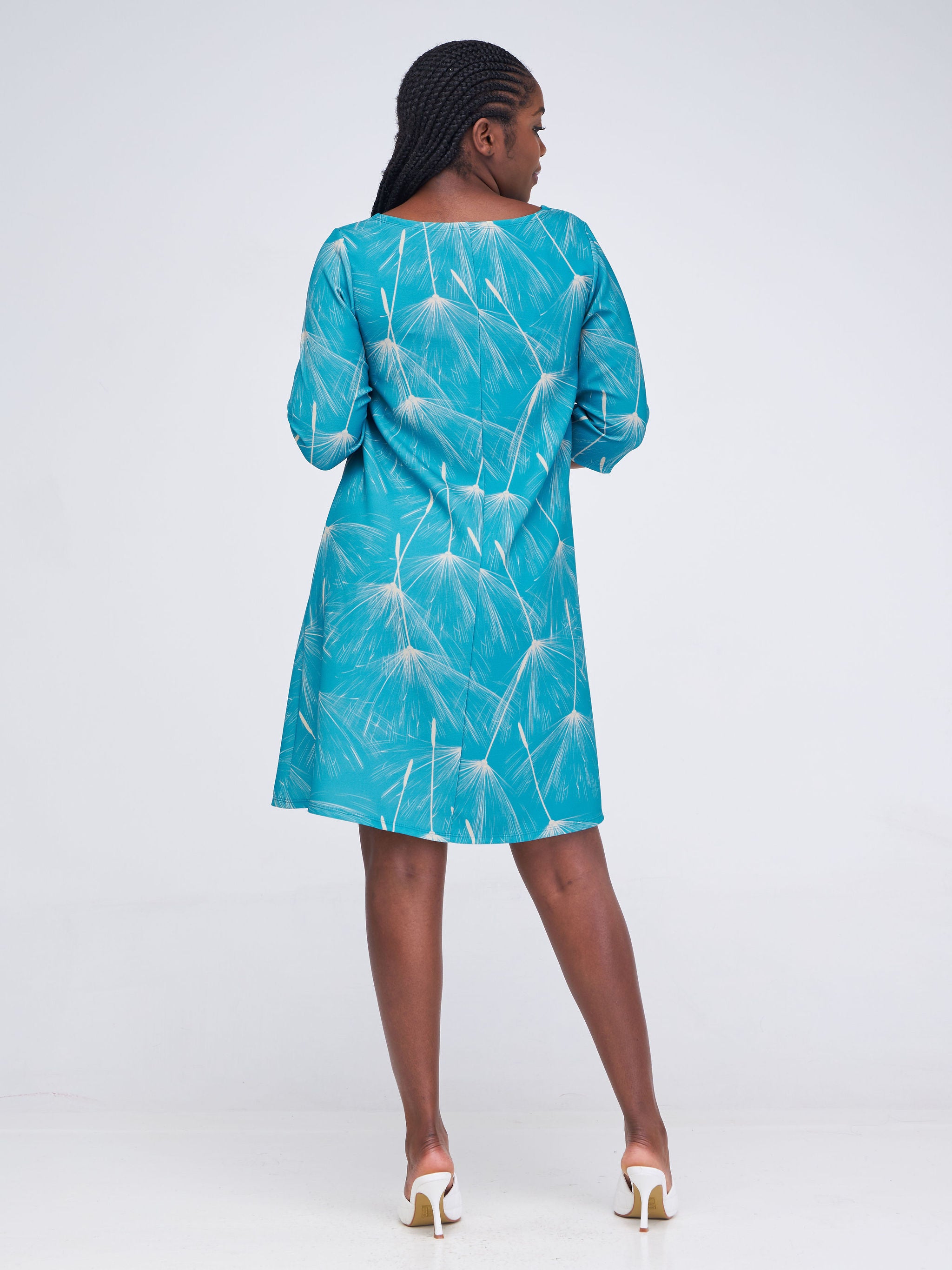 Vivo Basic 3/4 Sleeve Knee Length Tent Dress - Teal / Taupe Abstract Print