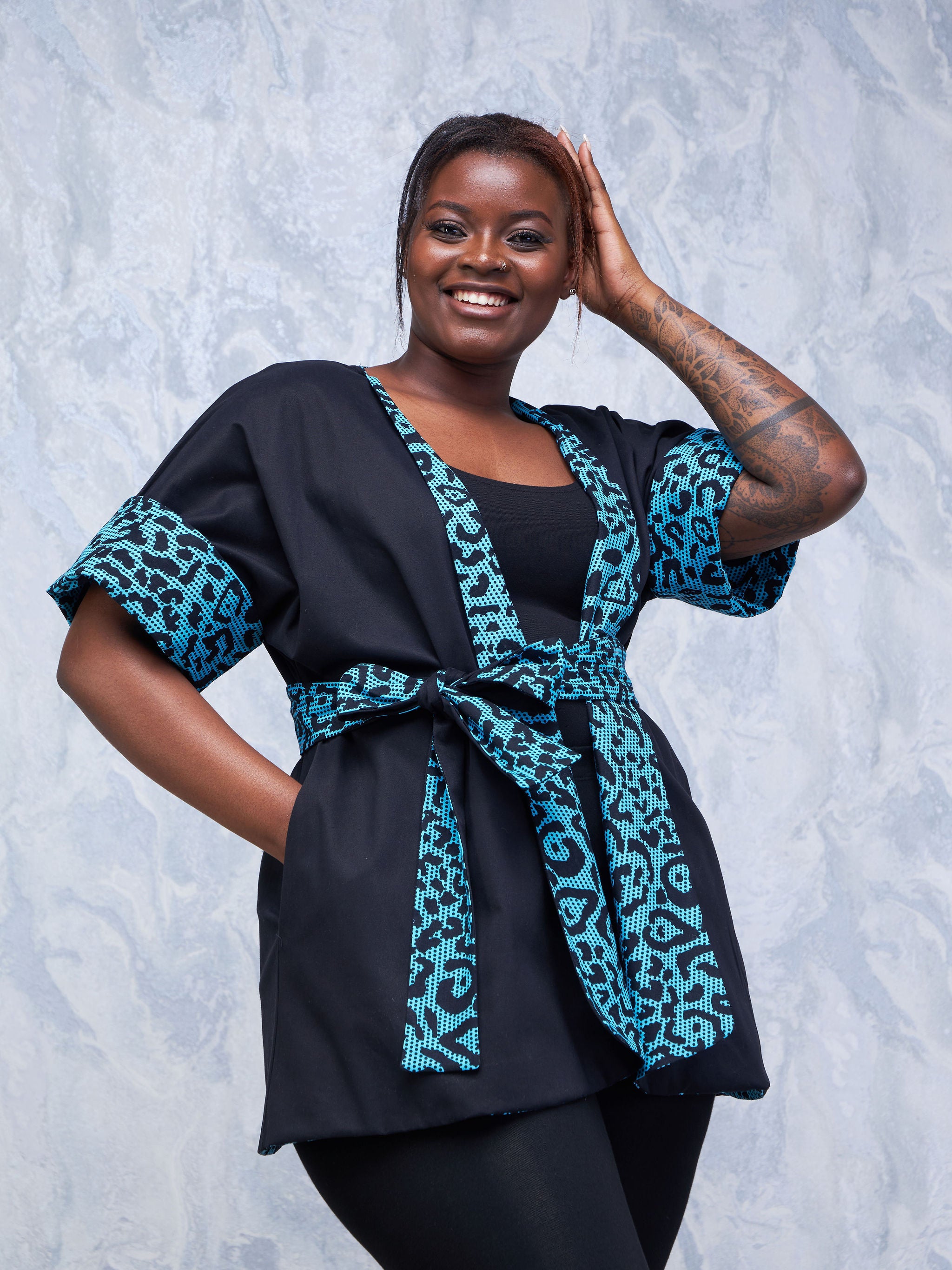 Safari Hawi 3/4 Sleeve Reversible Kimono - Blue / Black Ankara Print