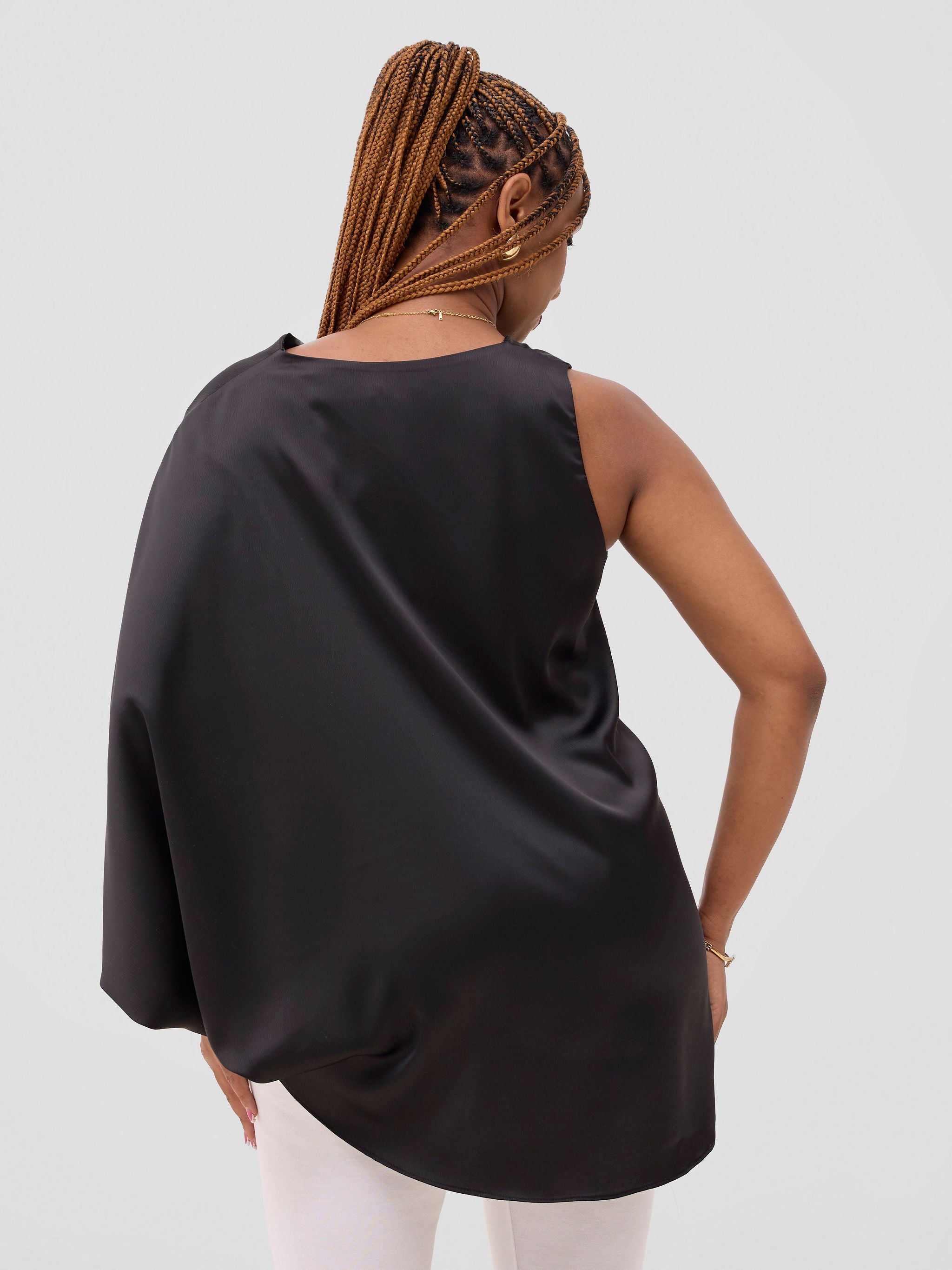 Vivo Yene Asymmetrical Cape Top - Black