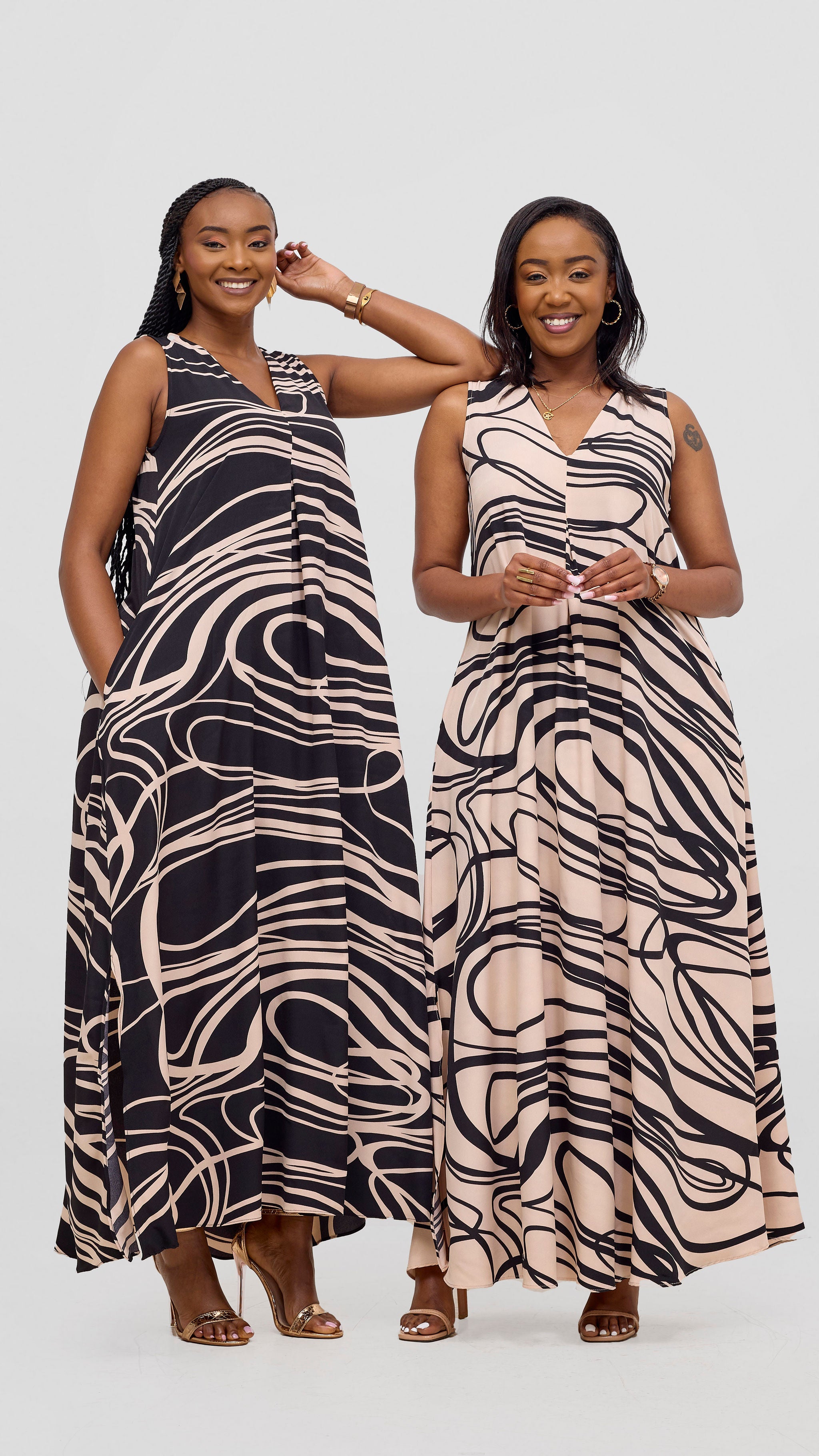 Vivo Ava Front Pleat Maxi Dress - Black / Peach Print