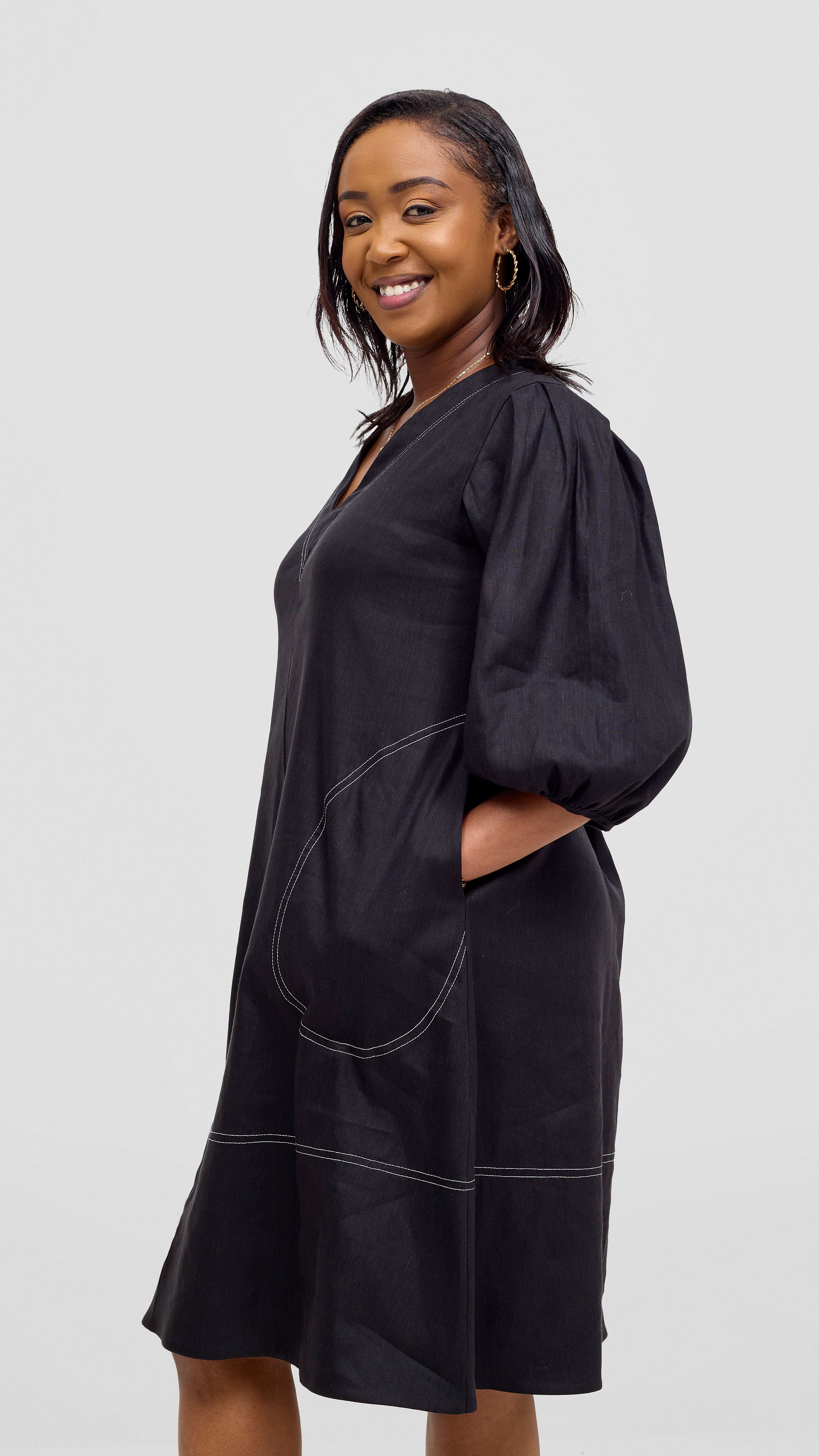 Vivo Seli Bishop Sleeve Knee Length Dress - Black