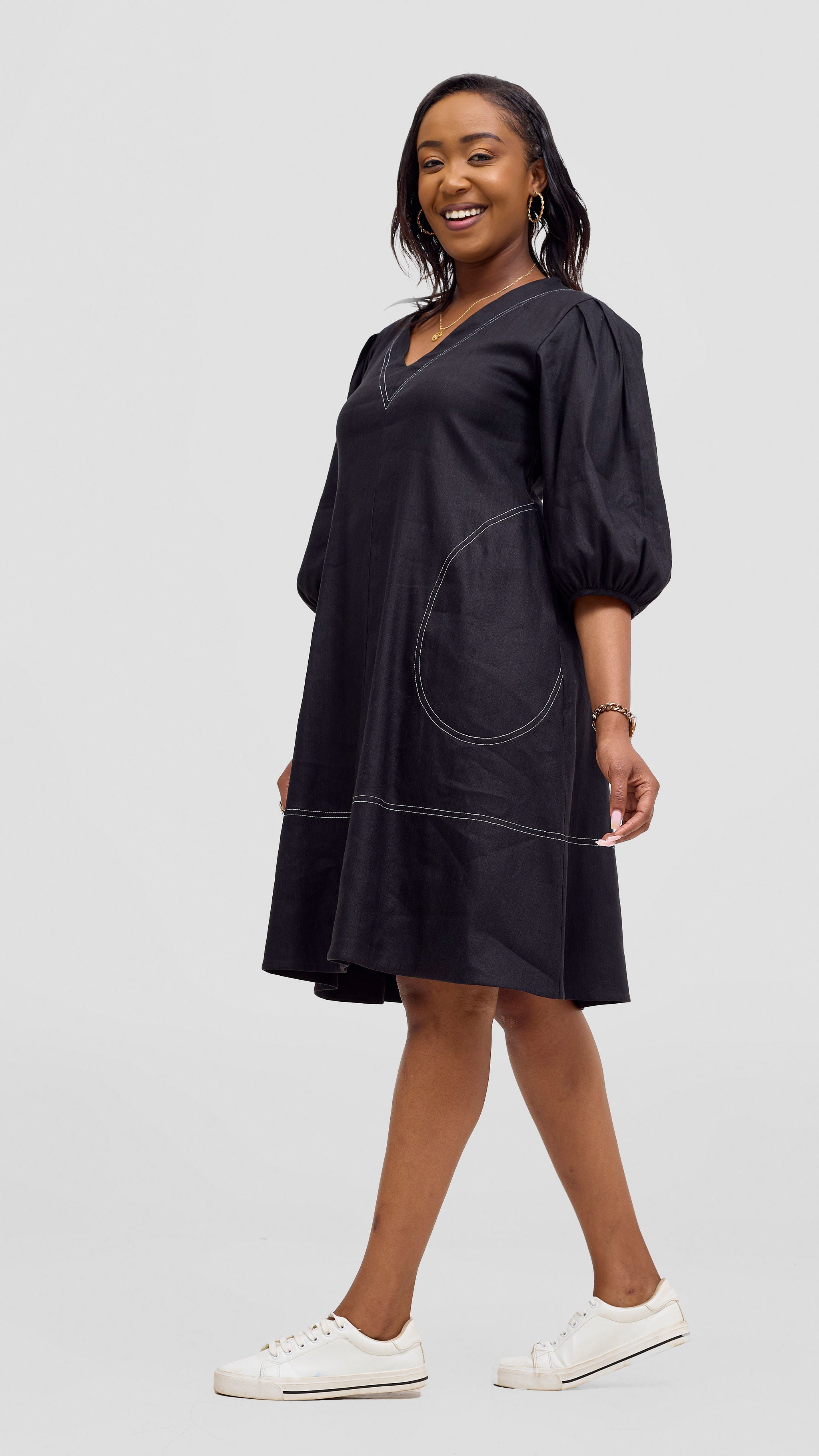 Vivo Seli Bishop Sleeve Knee Length Dress - Black