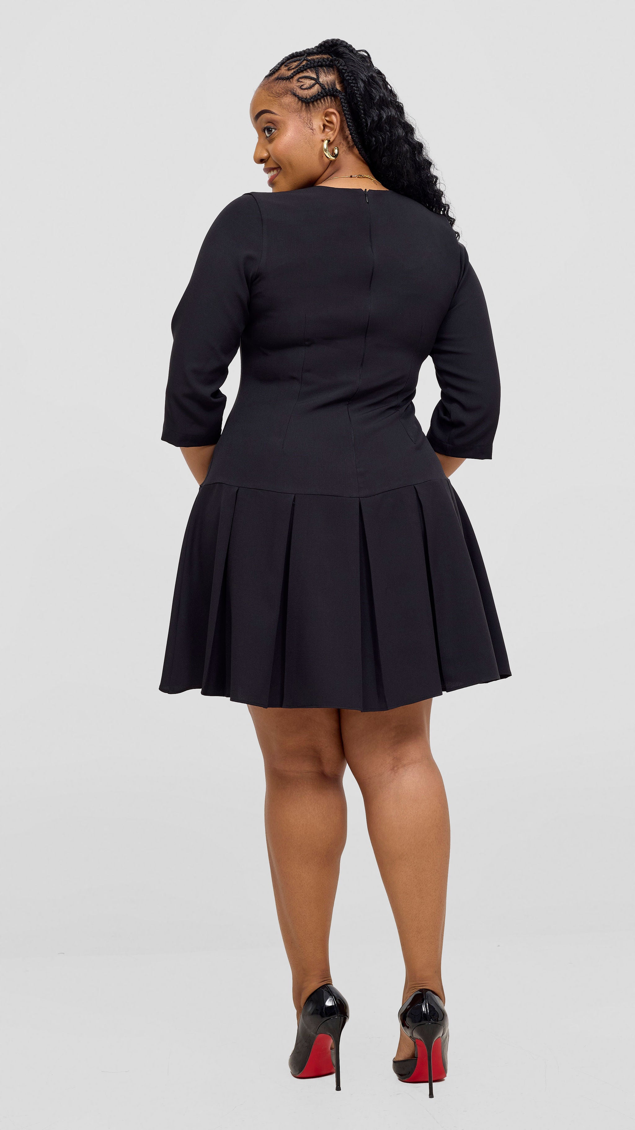 Vivo Diella 3/4 Sleeve Pleated Dress  - Black