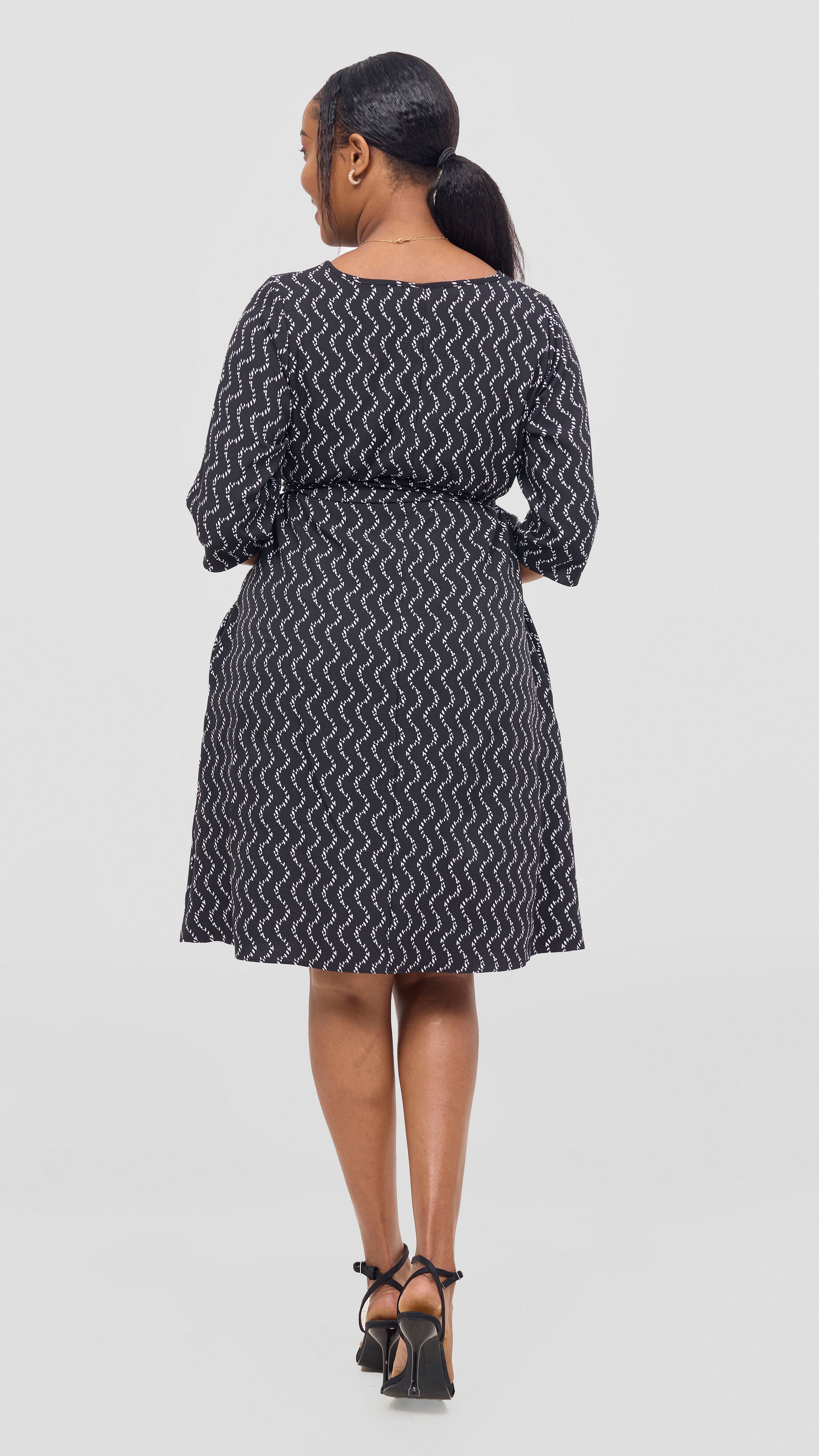 Vivo Laika 3/4 Sleeve Tent Dress - Black / White Print