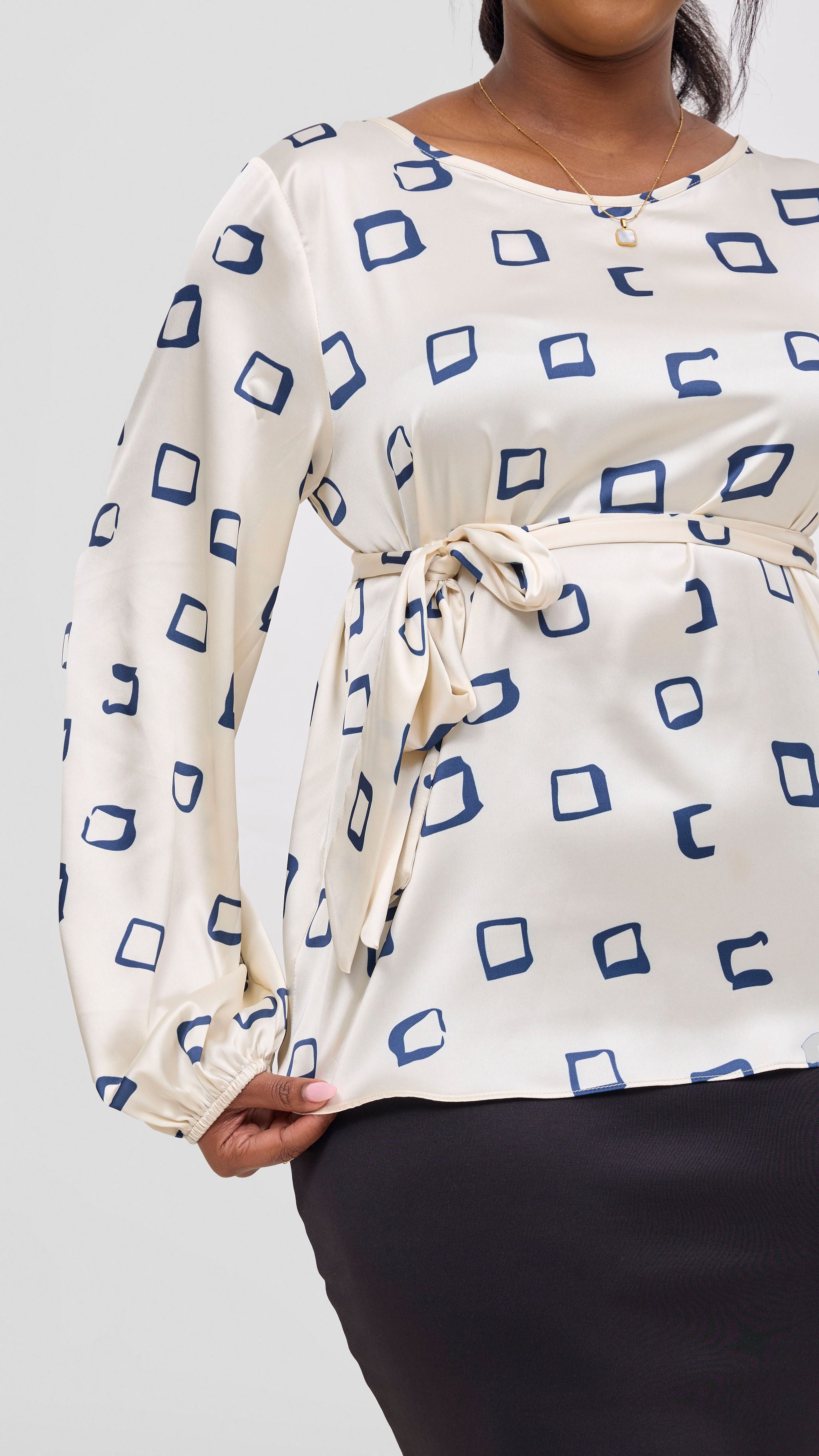 Vivo Basic Satin Bishop Sleeve Top - Off White / Navy Nita Print