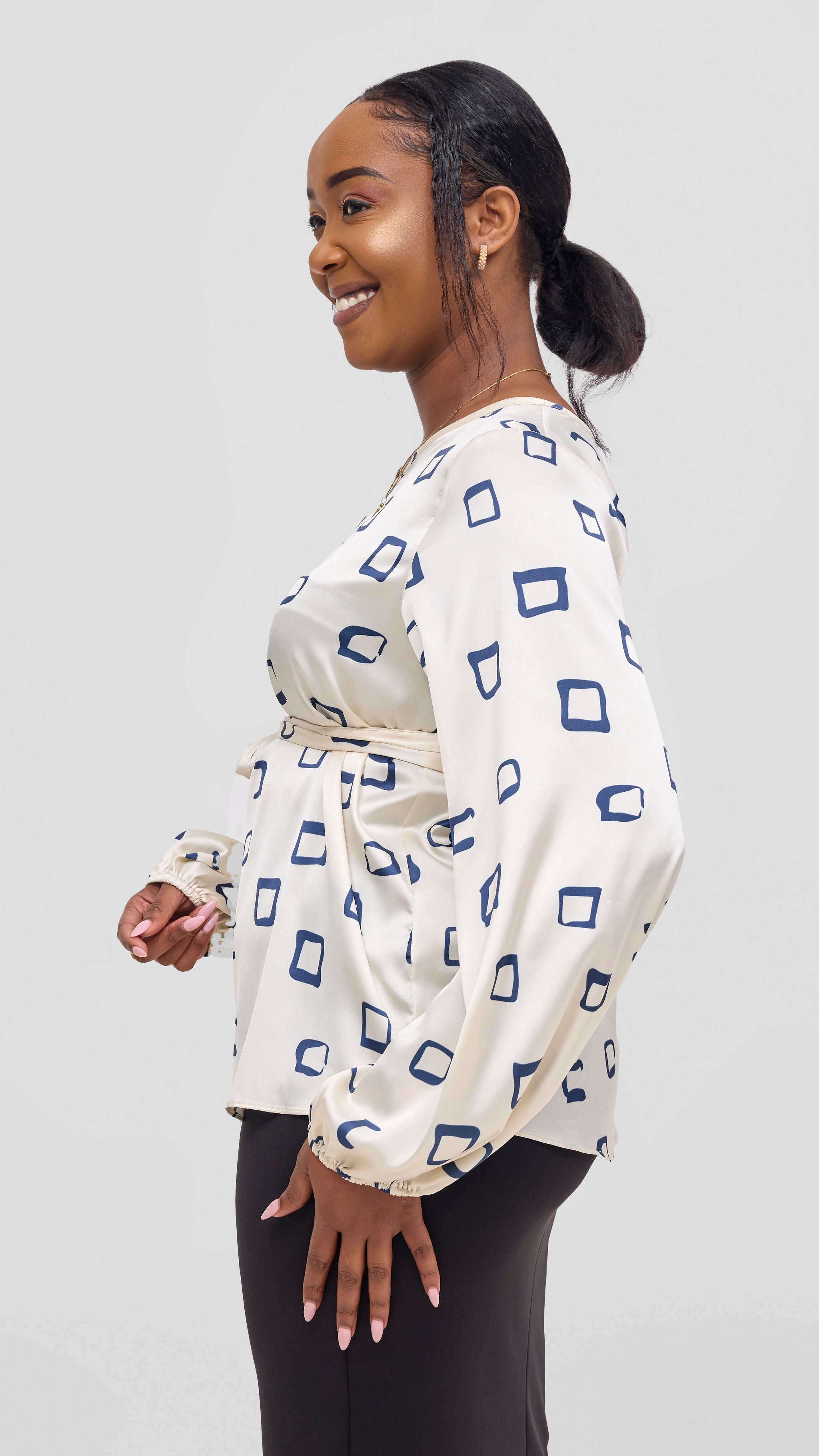 Vivo Basic Satin Bishop Sleeve Top - Off White / Navy Nita Print