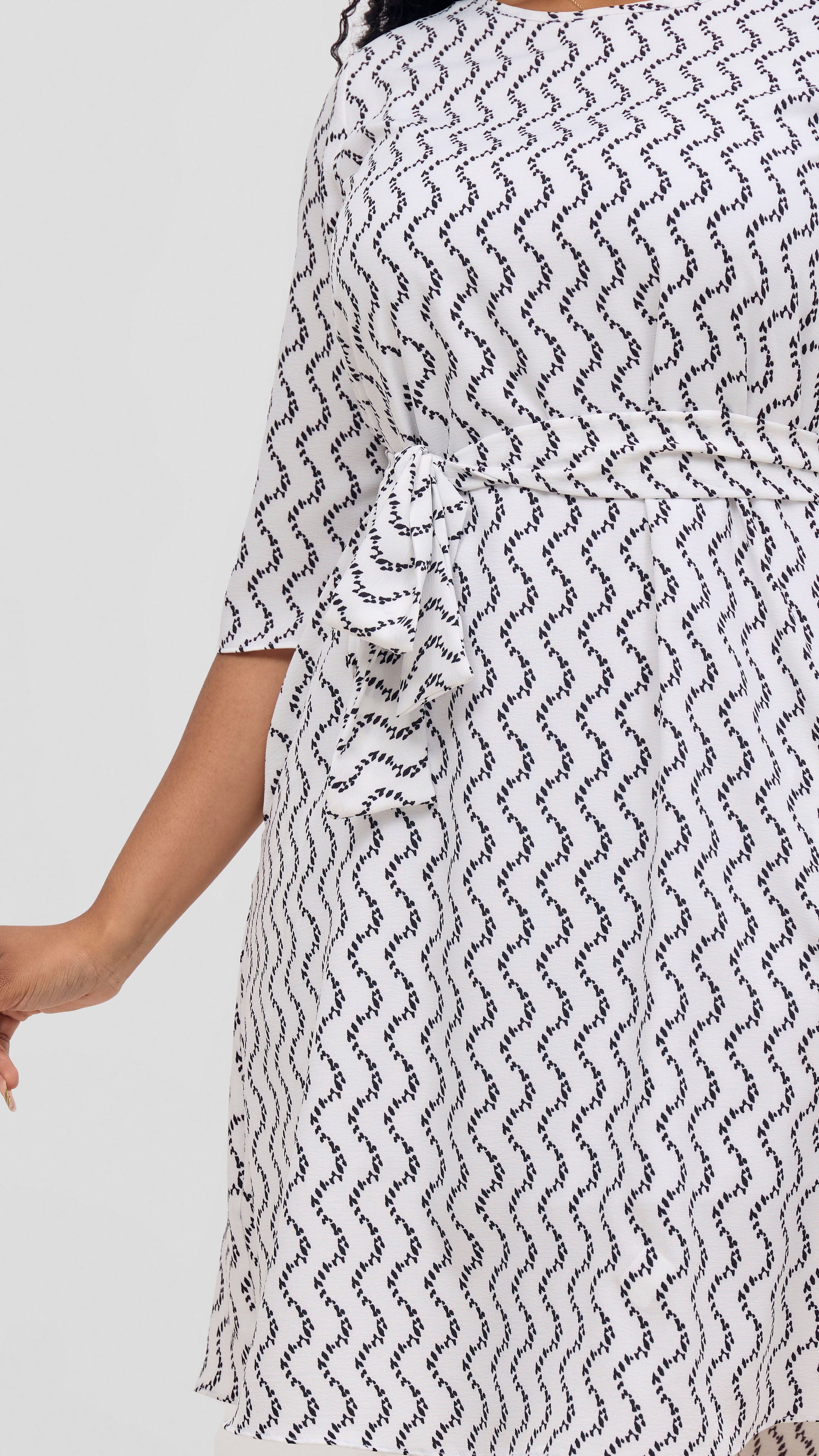 Vivo Laika 3/4 Sleeve Tent Dress - White / Black Print