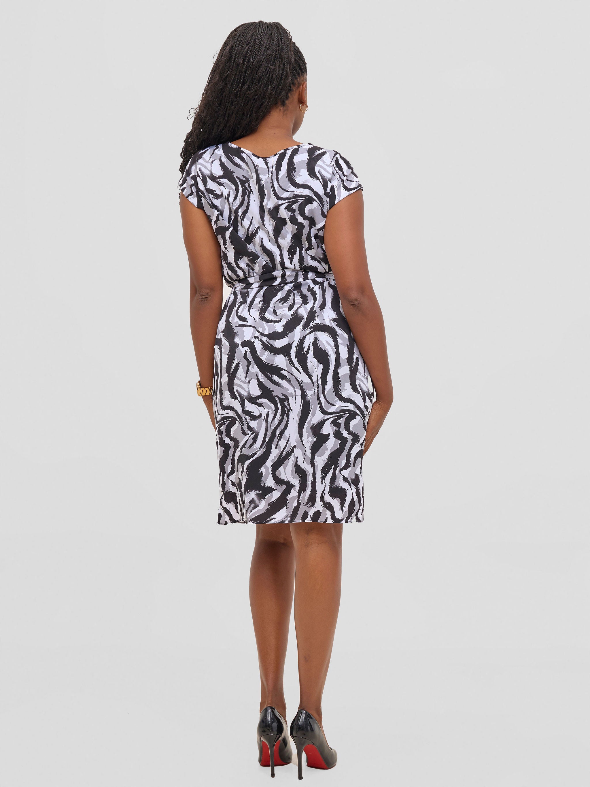 Vivo Muna Cap Sleeved Knee Length Dress - Black / White Print