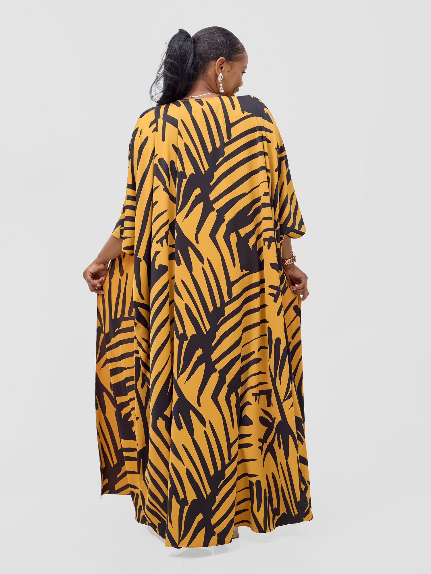 Vivo Ayla Maxi Kimono - Mustard / Black Lala Print