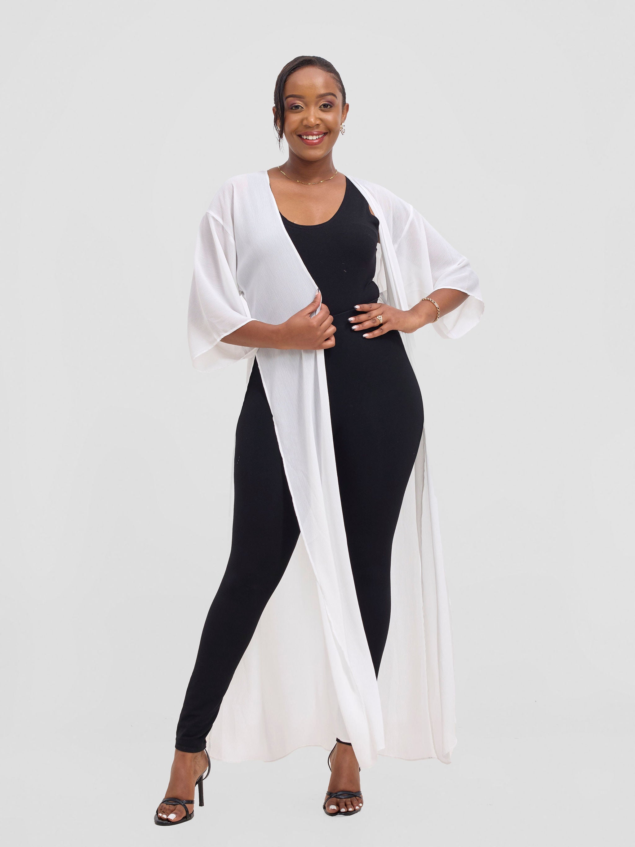 Vivo Basic Nandi High Slit Kimono - White