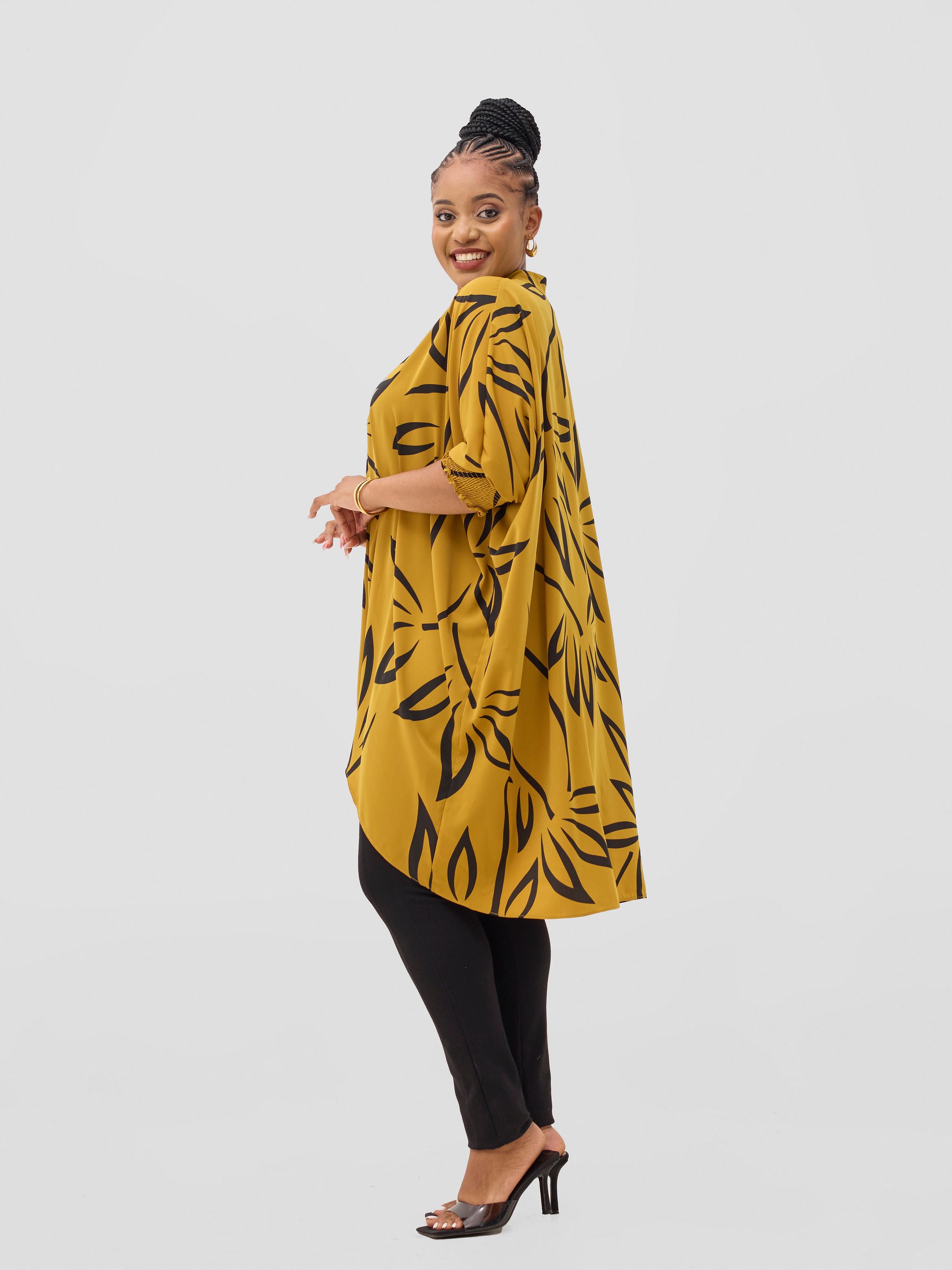 Vivo Wastani 3/4 Shirred Sleeve Wide Tunic - Mustard / Black Weni Print