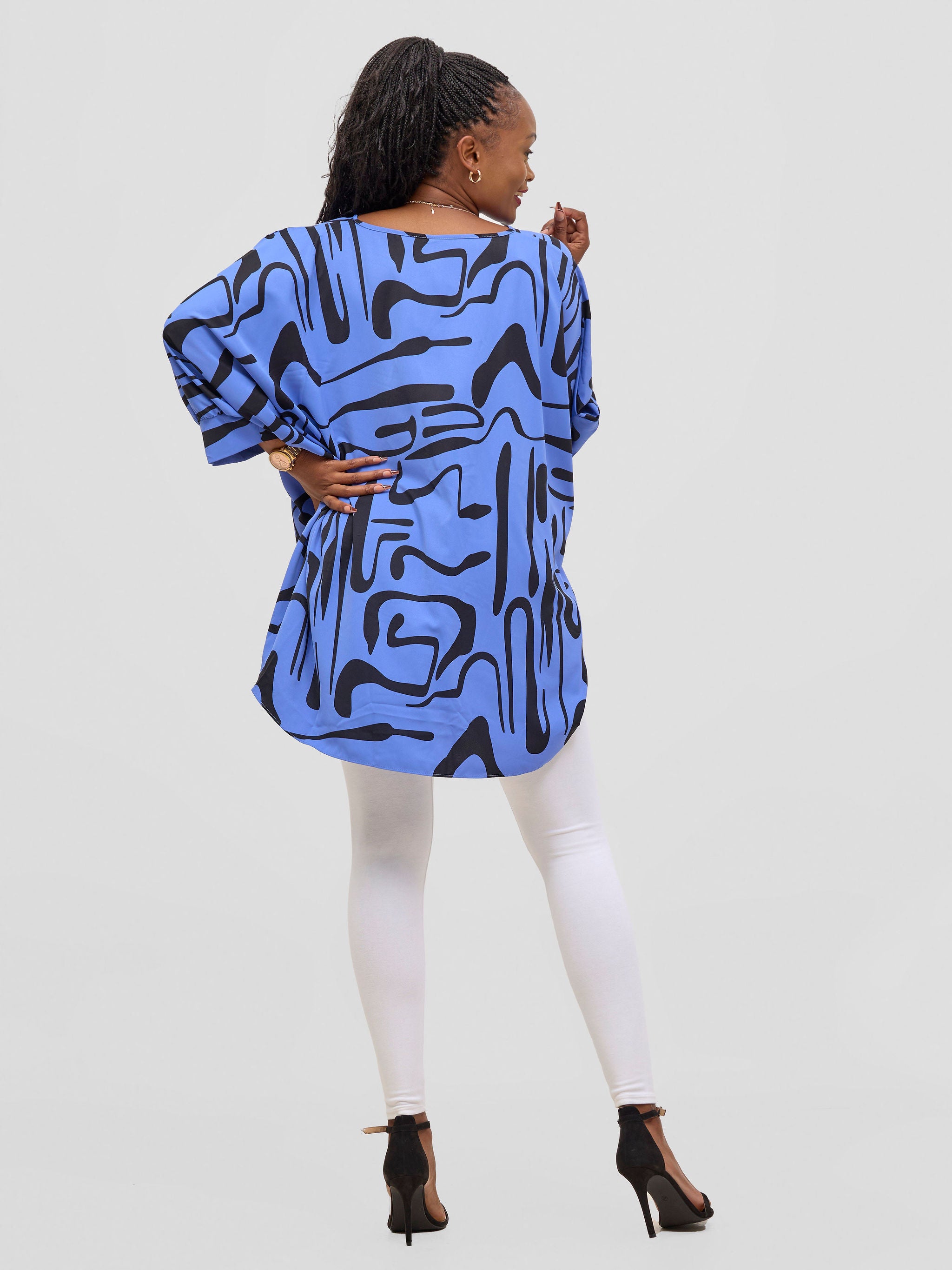 Vivo Mistari Gathered Sleeve Top - Blue / Black Sera Print