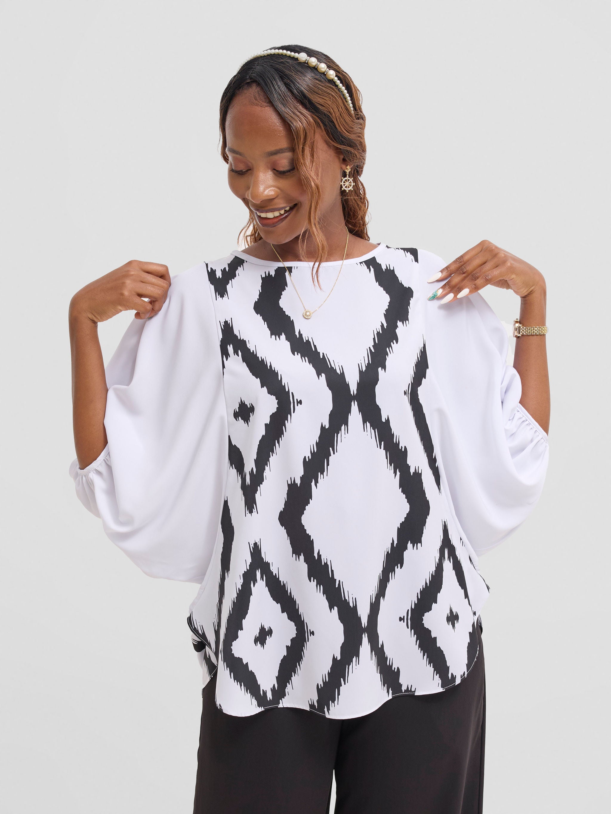 Vivo Seli Wide Top - White / Black Esli Print