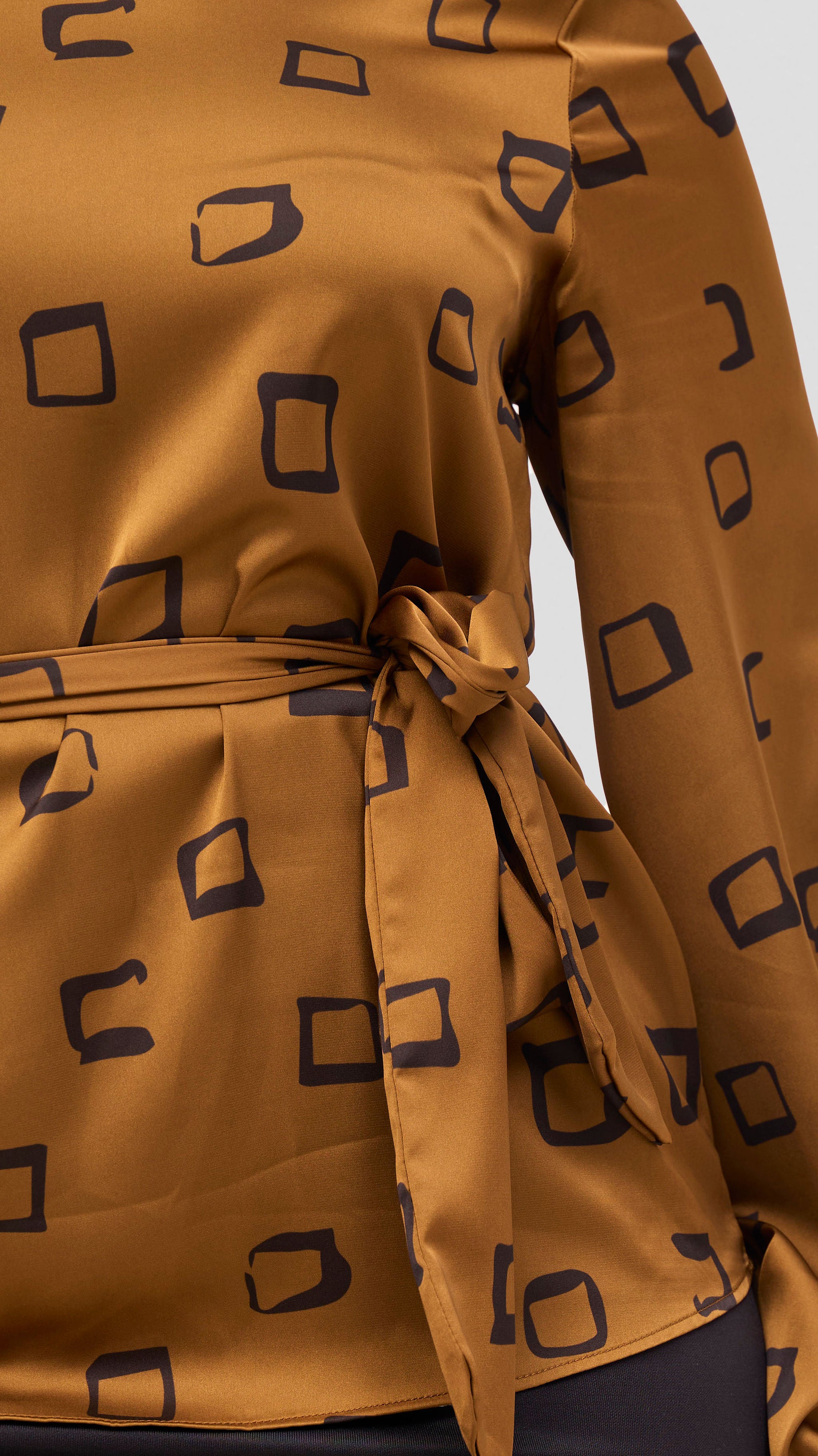 Vivo Basic Satin Bishop Sleeve Top - Tan / Black Nita Print