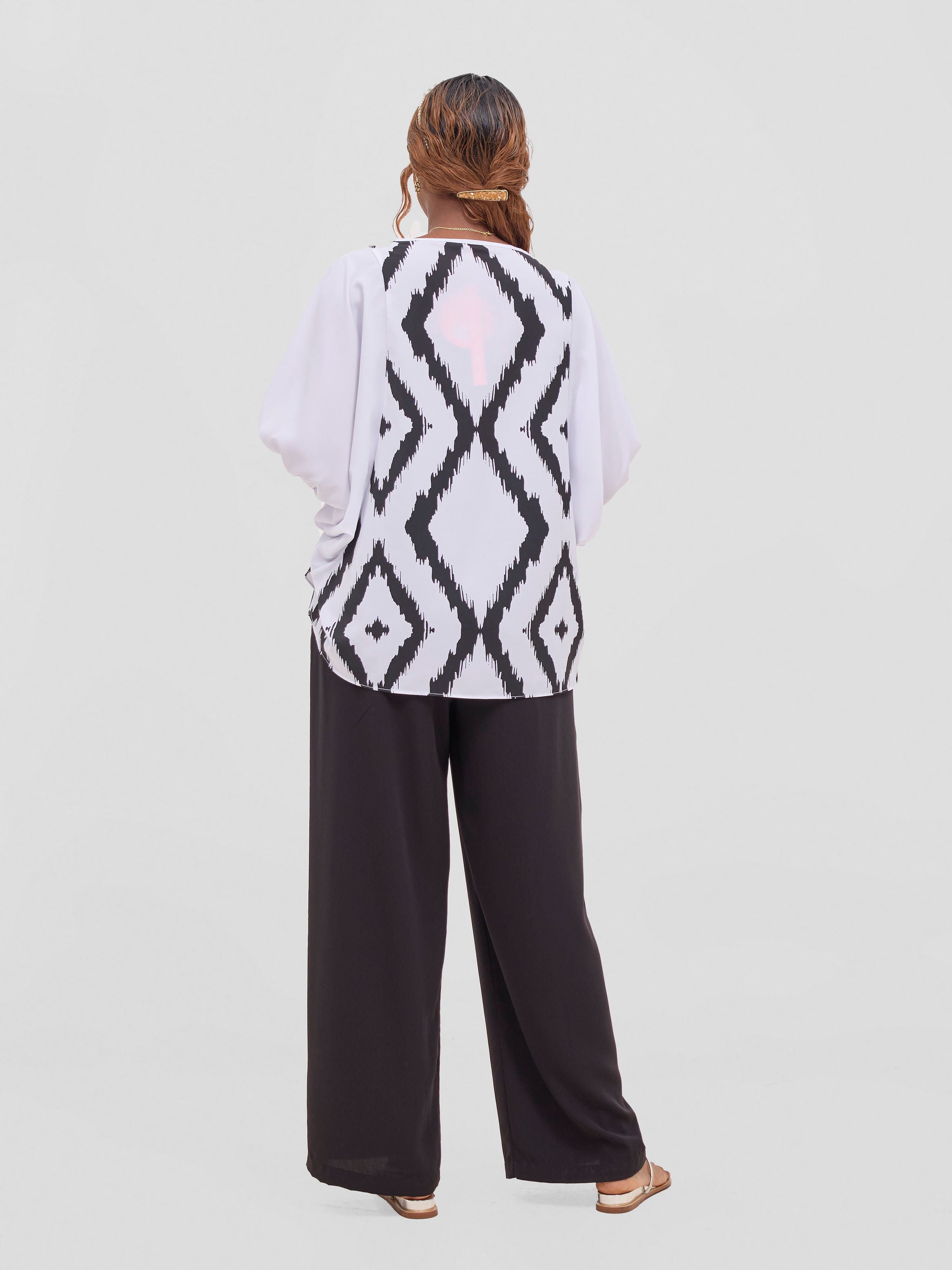 Vivo Seli Wide Top - White / Black Esli Print