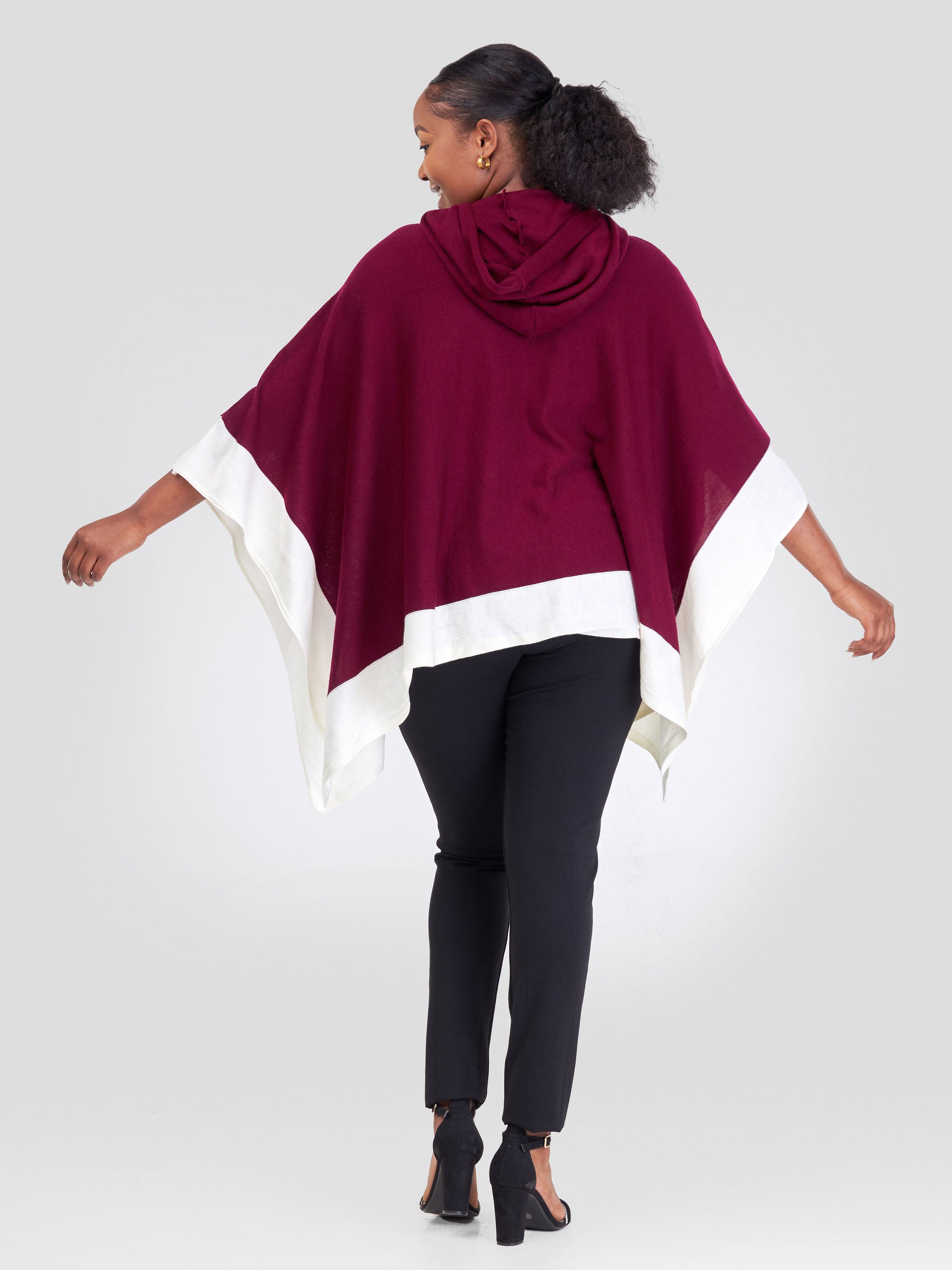 Vivo Basic Dada Poncho - Raspberry / Off-white