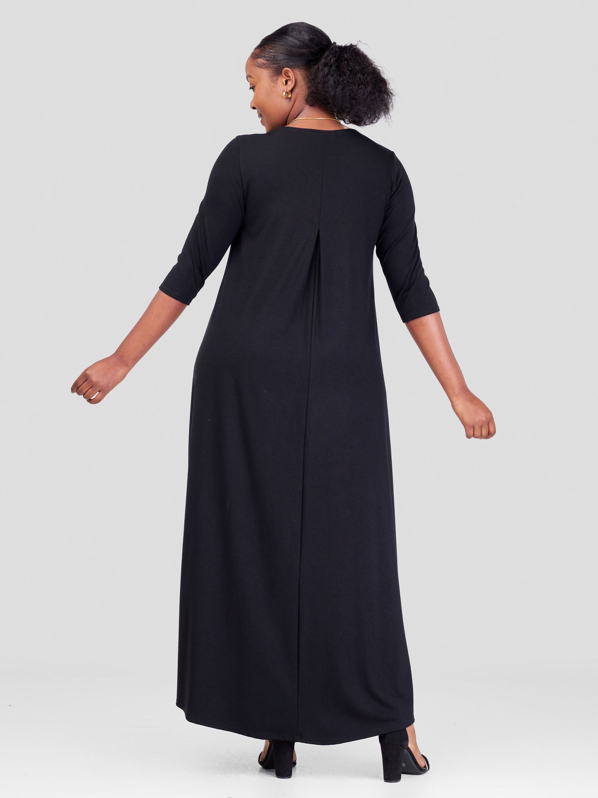 Vivo Basic Julia 3/4 Sleeve Back Pleat Maxi Dress - Black